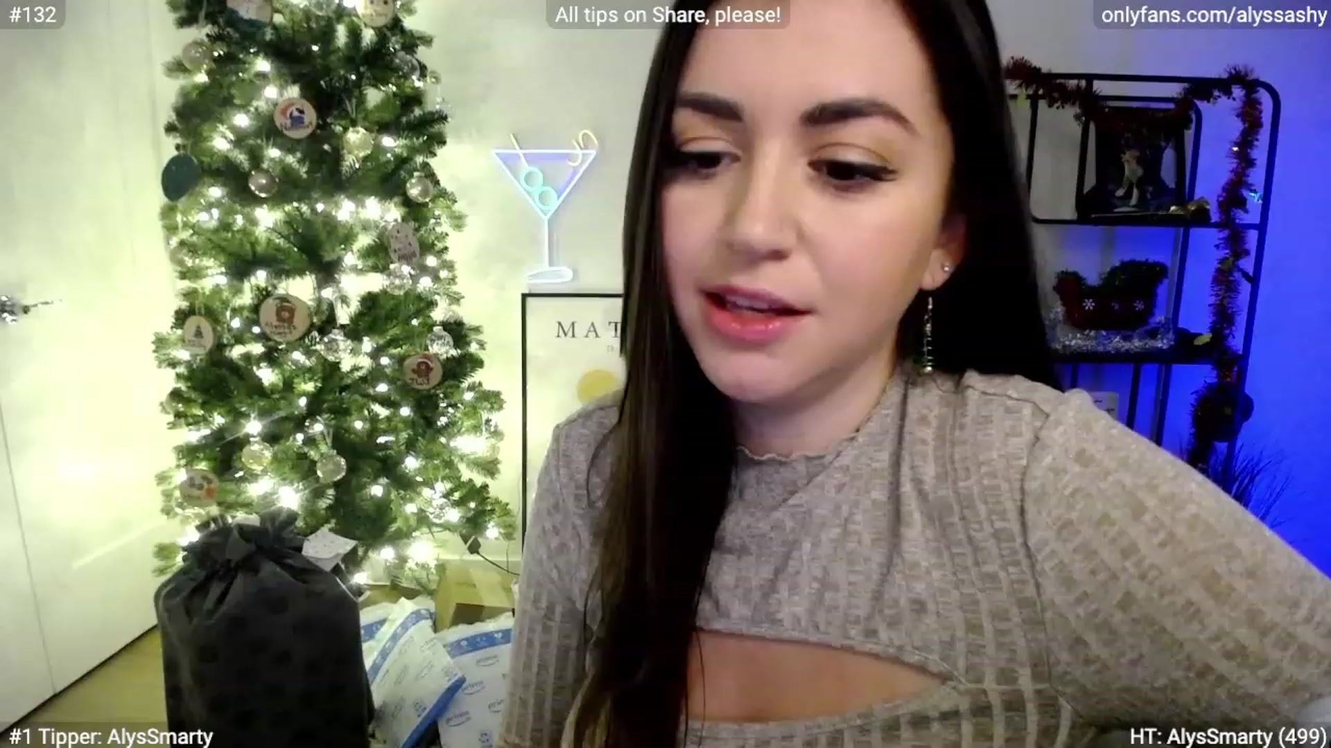 Gallery image thumbnail from AlyssaShy's myfreecams stream on, 12/17/2023, 03:04 image 3 of 20