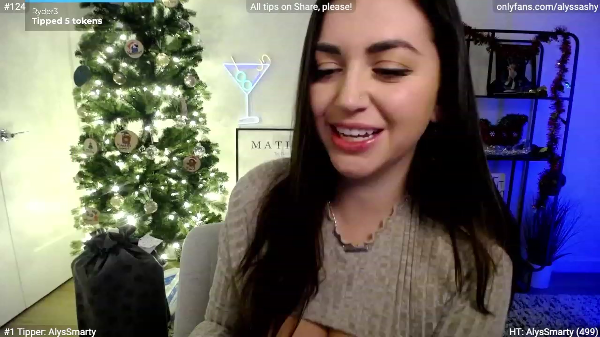 Gallery image thumbnail from AlyssaShy's myfreecams stream on, 12/17/2023, 03:04 image 16 of 20
