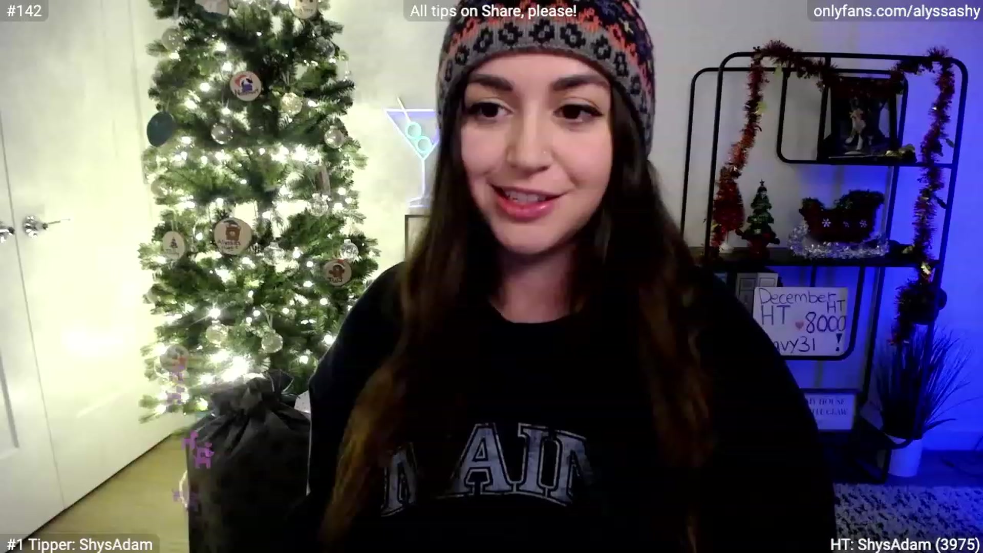 Gallery image thumbnail from AlyssaShy's myfreecams stream on, 12/20/2023, 03:17 image 10 of 20