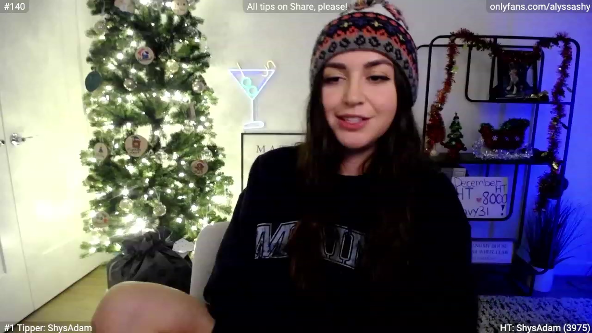 Gallery image thumbnail from AlyssaShy's myfreecams stream on, 12/20/2023, 03:17 image 16 of 20