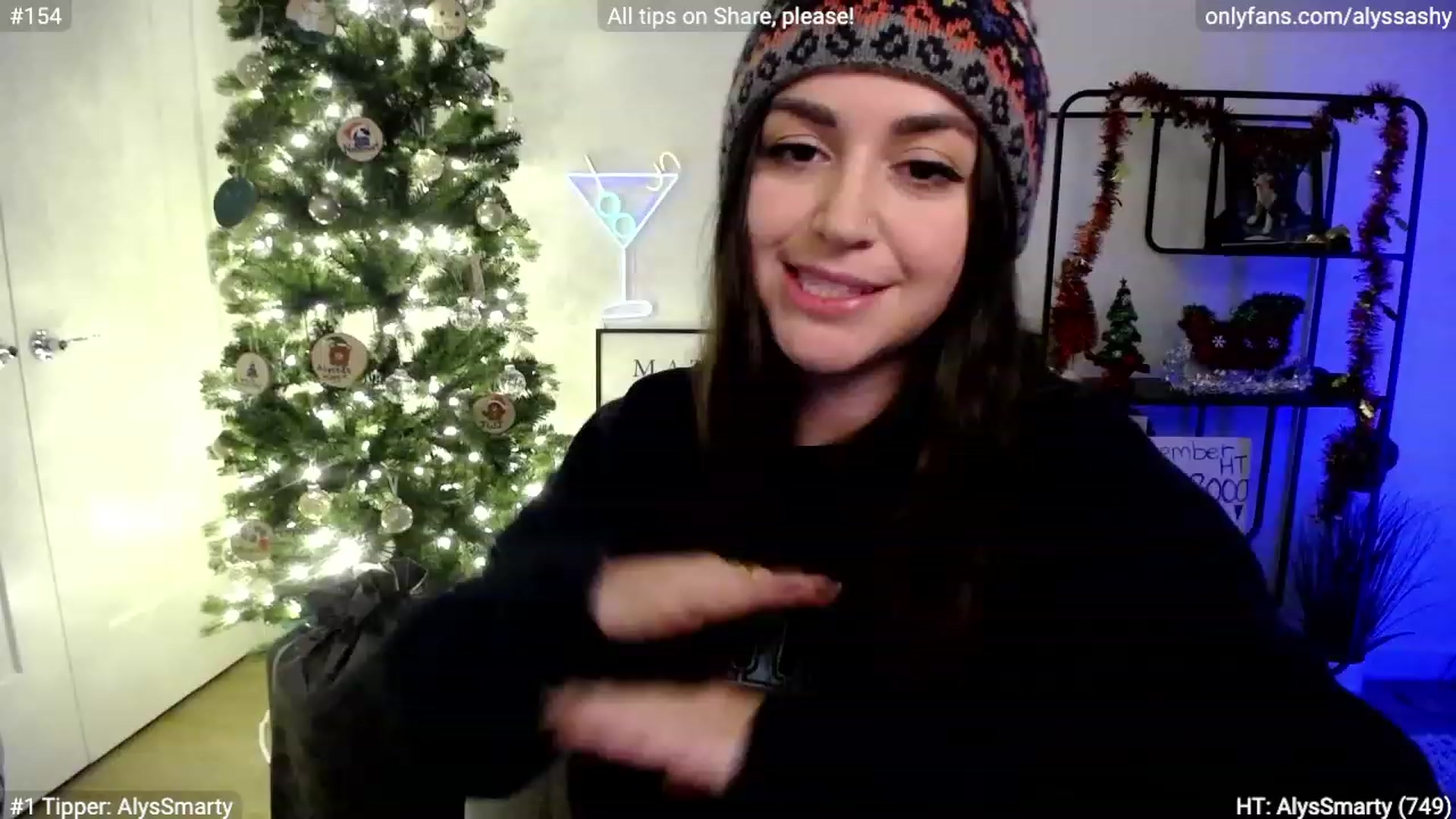 Gallery image thumbnail from AlyssaShy's myfreecams stream on, 12/20/2023, 03:17 image 5 of 20