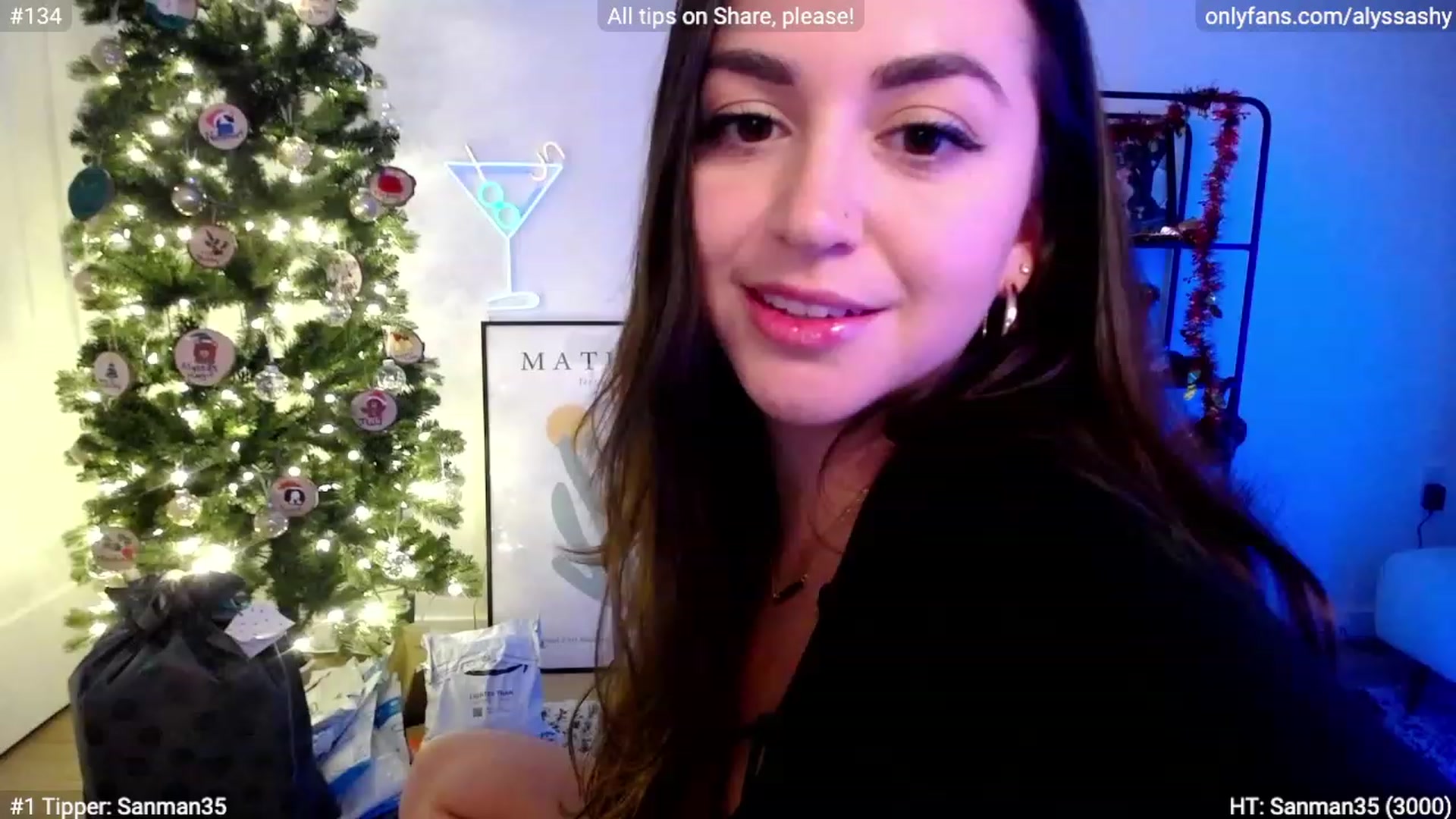 Gallery image thumbnail from AlyssaShy's myfreecams stream on, 12/20/2023, 22:48 image 8 of 20