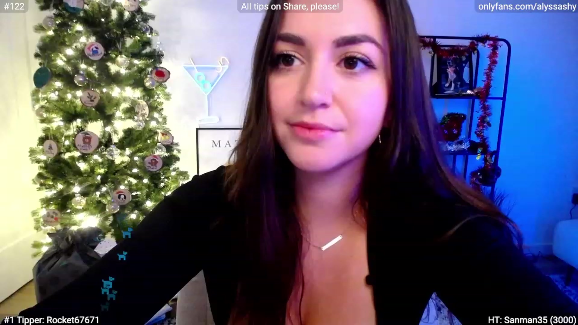 Gallery image thumbnail from AlyssaShy's myfreecams stream on, 12/21/2023, 24:03 image 2 of 20