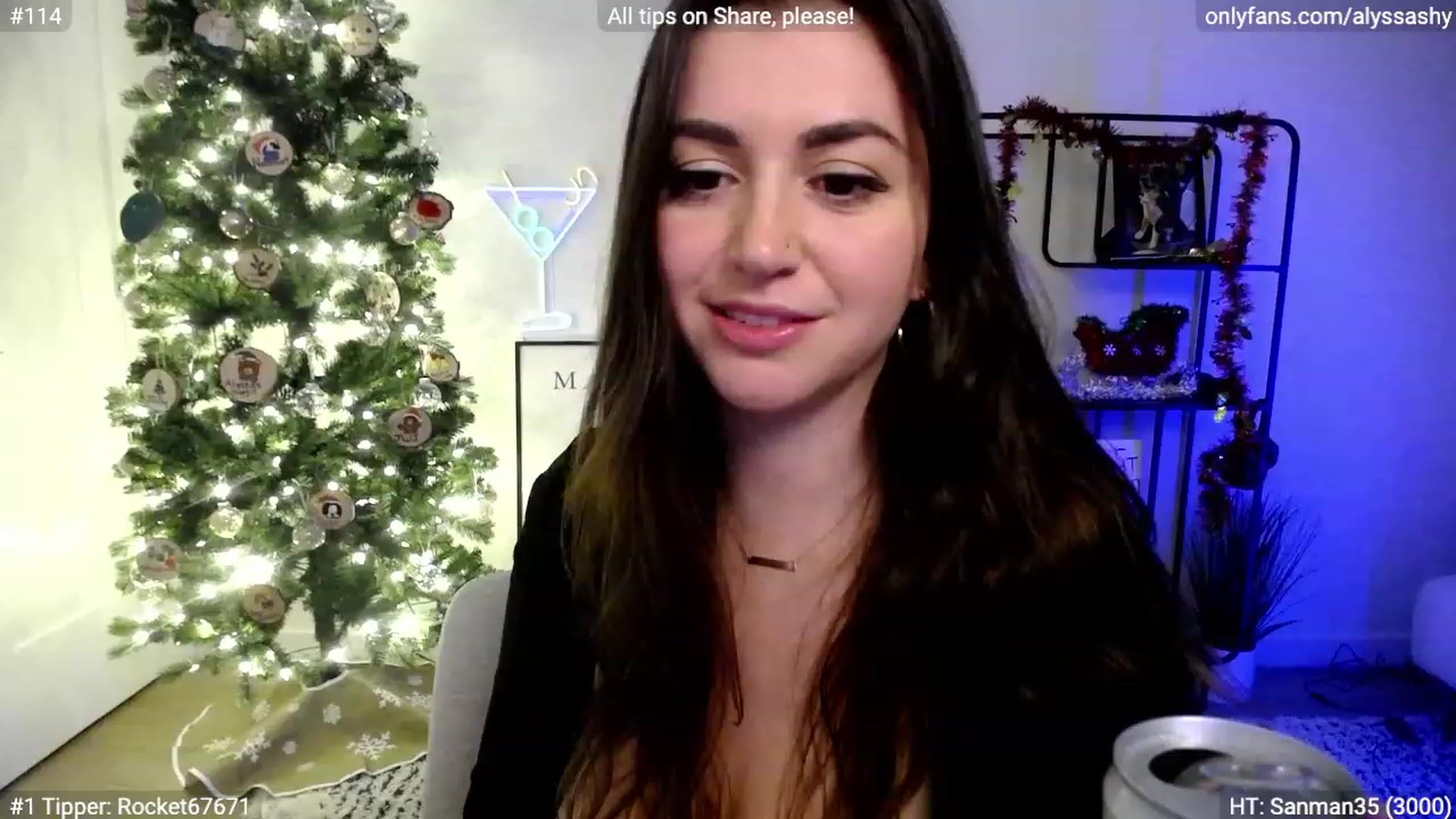 Gallery image thumbnail from AlyssaShy's myfreecams stream on, 12/21/2023, 02:54 image 17 of 20