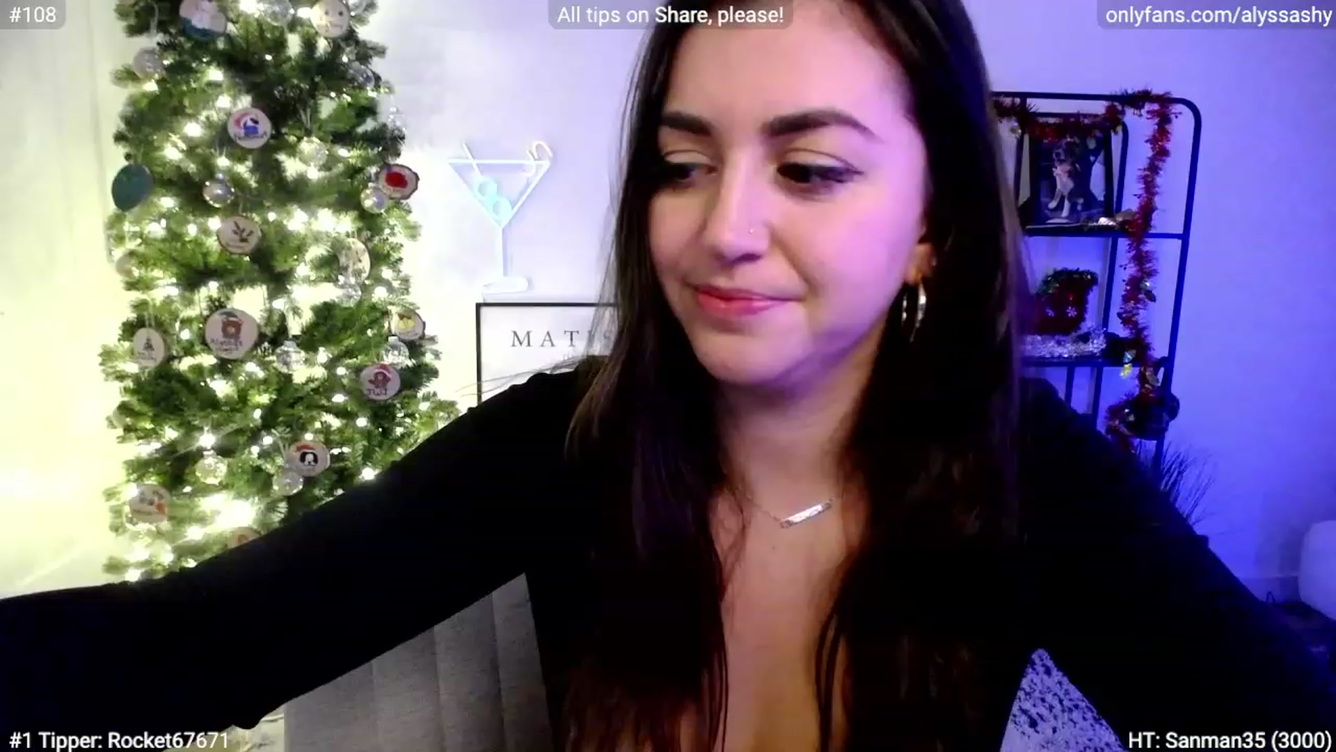 Gallery image thumbnail from AlyssaShy's myfreecams stream on, 12/21/2023, 05:10 image 13 of 20