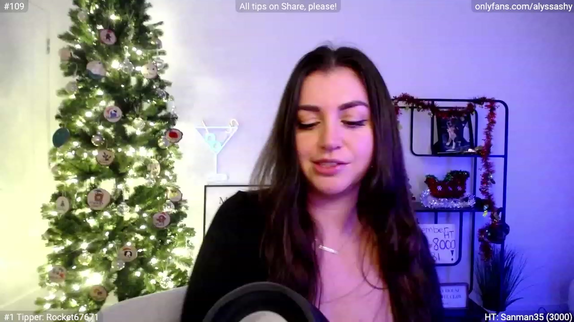Gallery image thumbnail from AlyssaShy's myfreecams stream on, 12/21/2023, 05:10 image 9 of 20