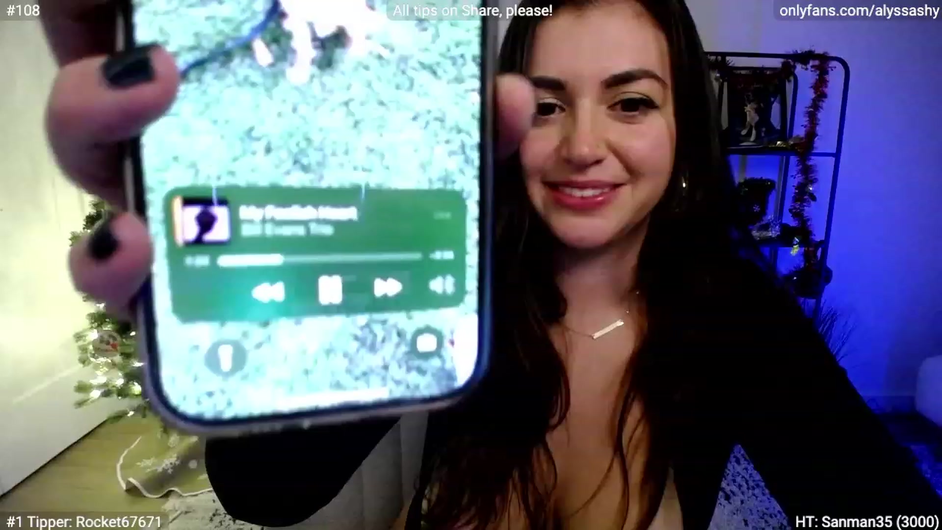Gallery image thumbnail from AlyssaShy's myfreecams stream on, 12/21/2023, 05:10 image 19 of 20