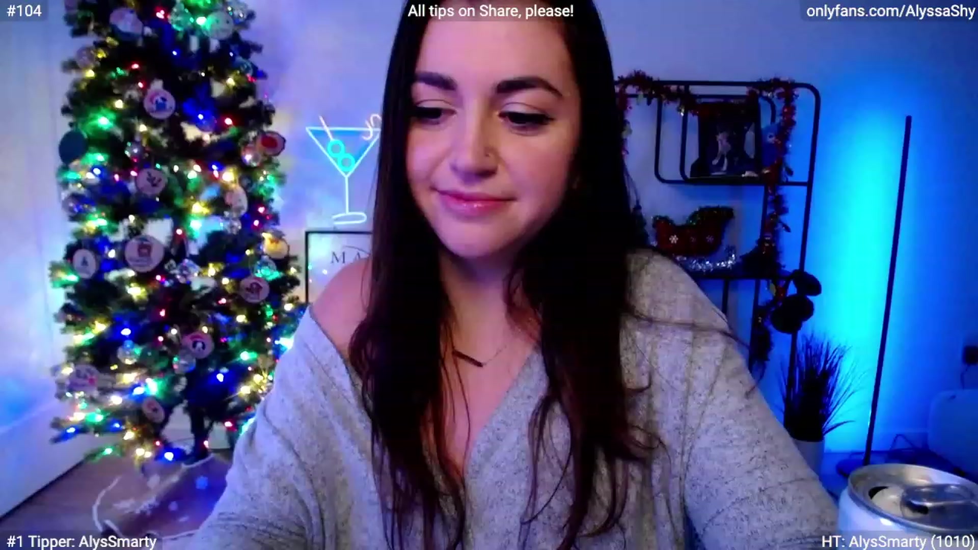 Gallery image thumbnail from AlyssaShy's myfreecams stream on, 12/31/2023, 04:28 image 20 of 20