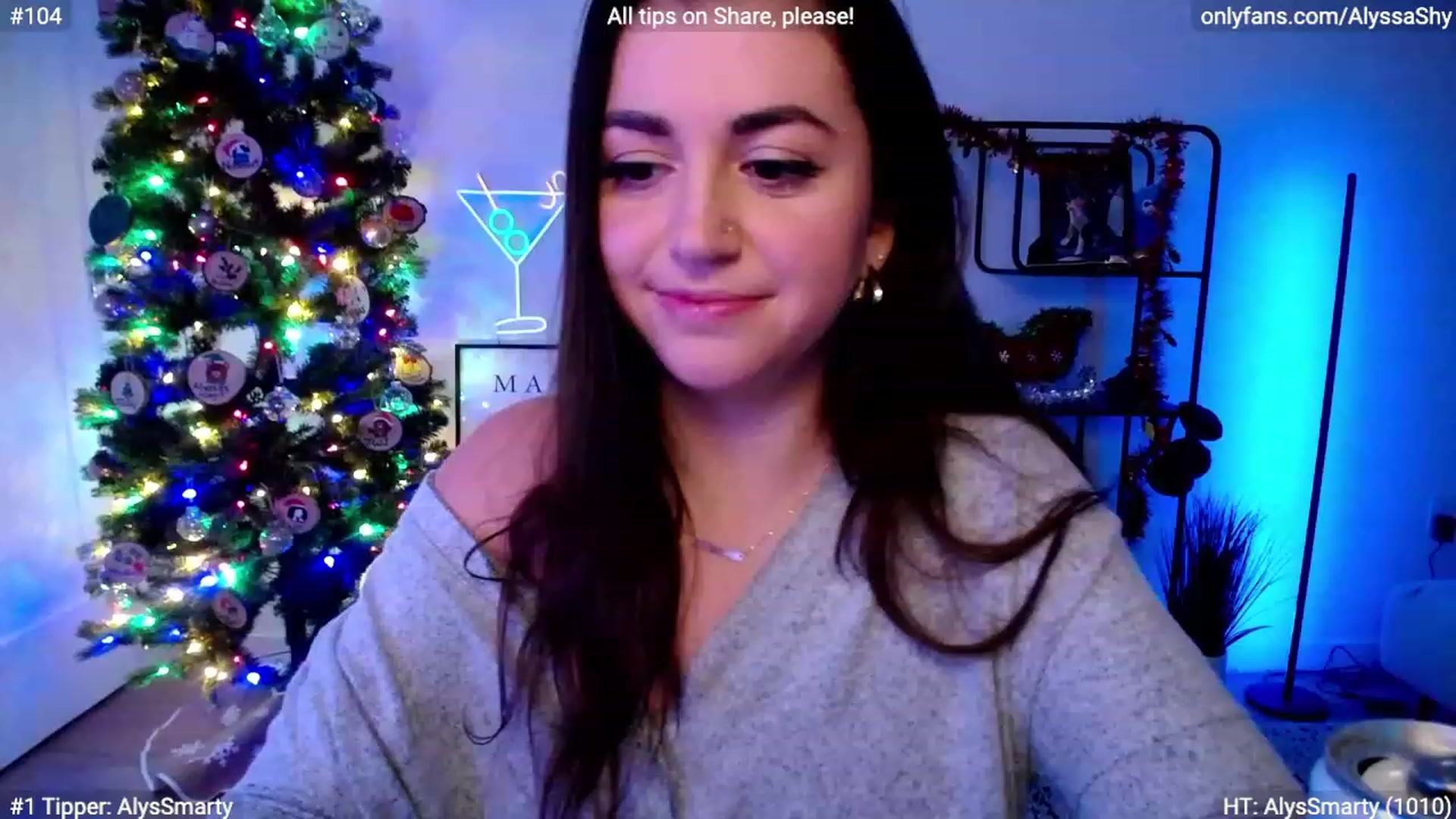 Gallery image thumbnail from AlyssaShy's myfreecams stream on, 12/31/2023, 04:28 image 19 of 20