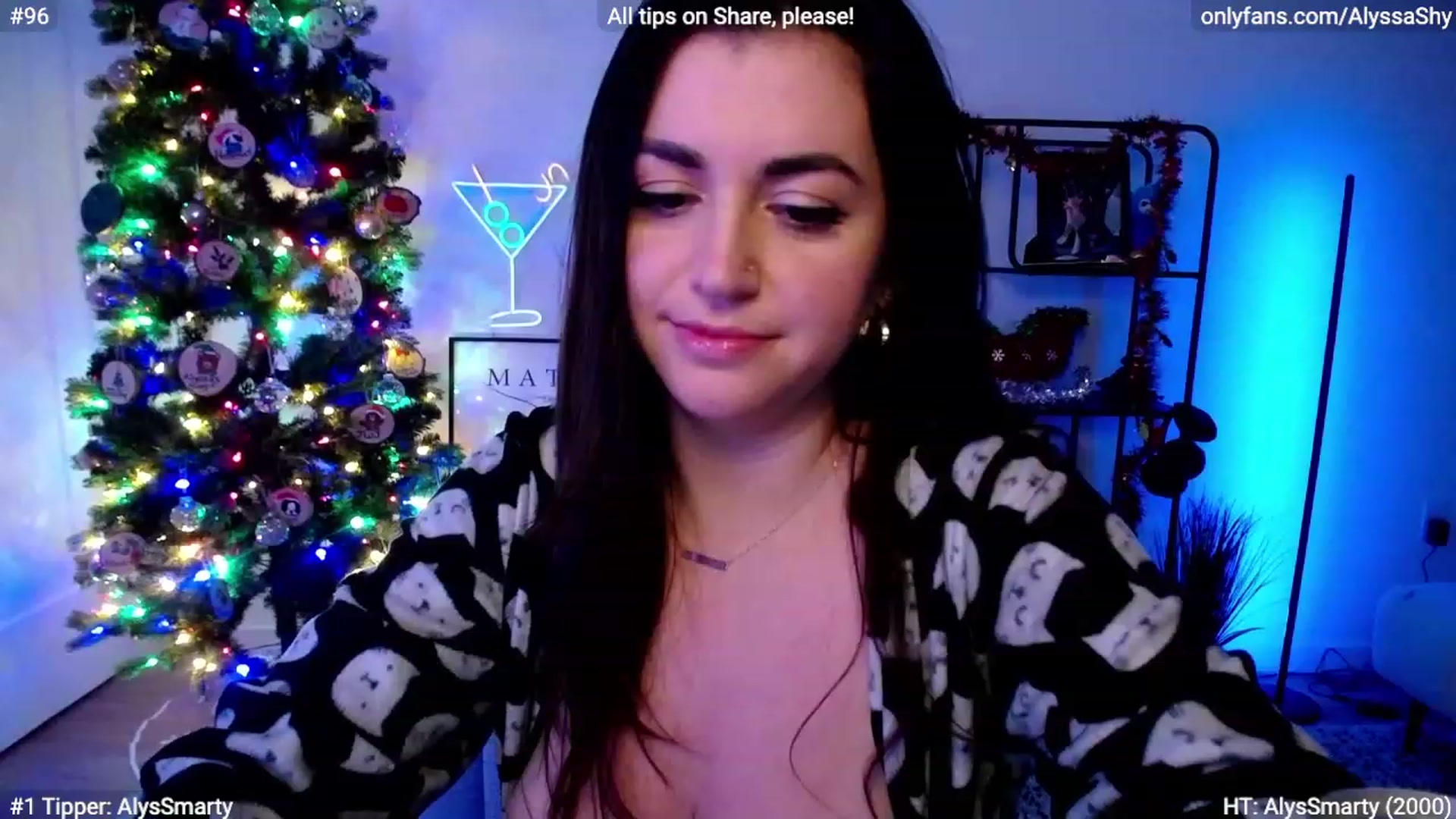 Gallery image thumbnail from AlyssaShy's myfreecams stream on, 12/31/2023, 06:17 image 3 of 20