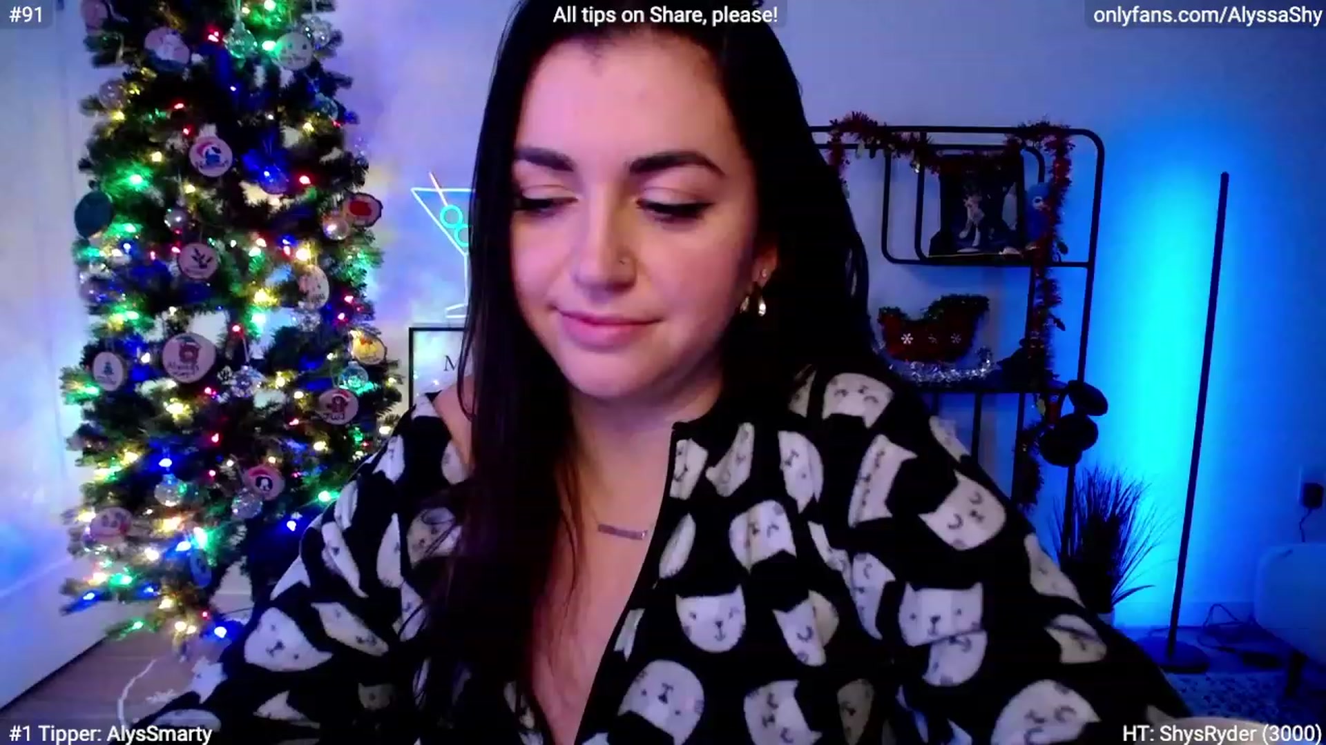 Gallery image thumbnail from AlyssaShy's myfreecams stream on, 12/31/2023, 06:17 image 18 of 20