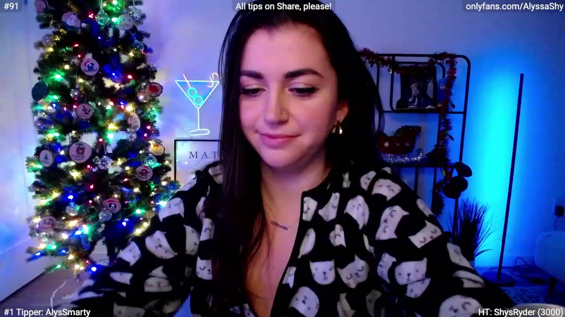 Gallery image thumbnail from AlyssaShy's myfreecams stream on, 12/31/2023, 06:17 image 15 of 20