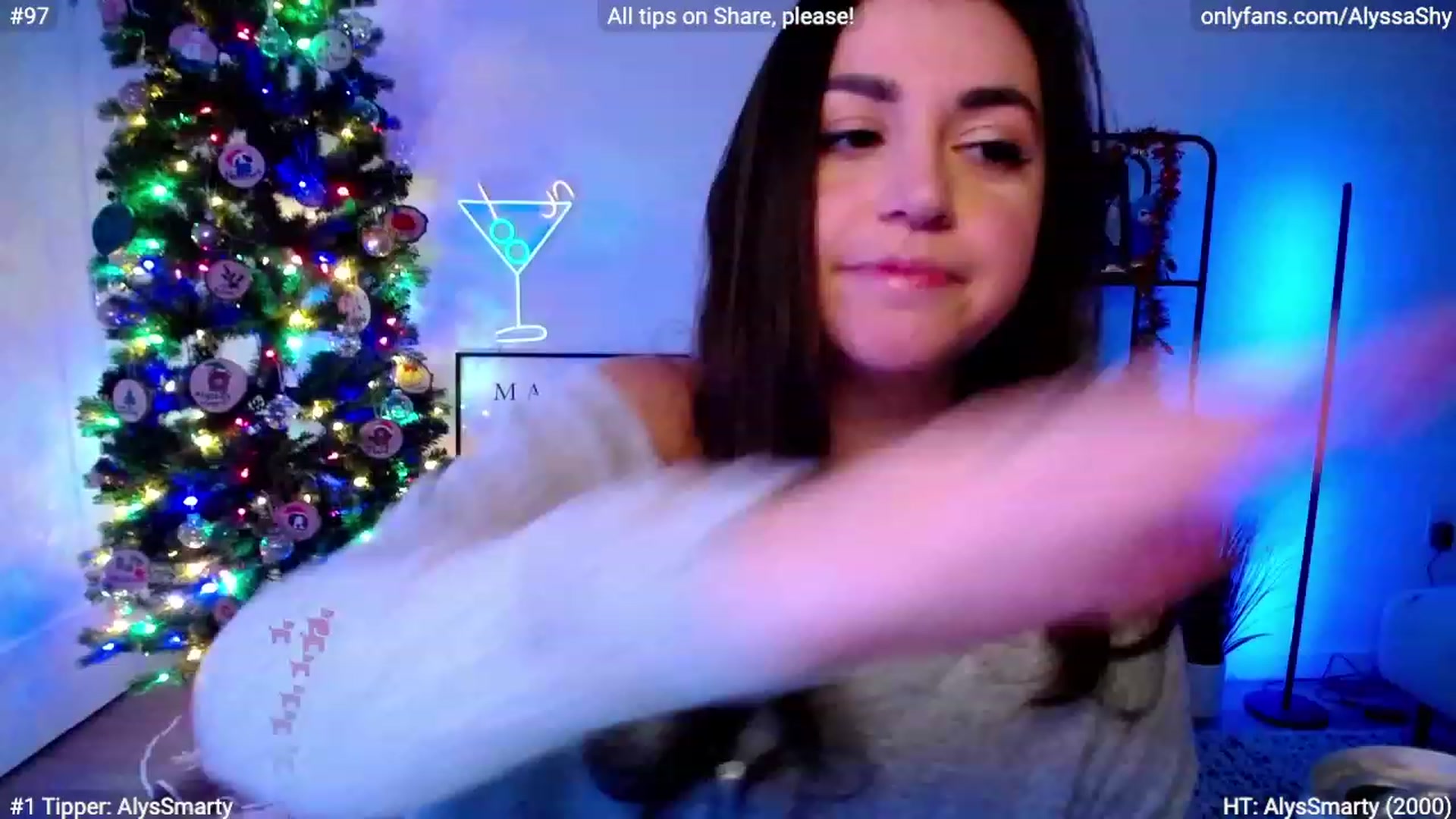 Gallery image thumbnail from AlyssaShy's myfreecams stream on, 12/31/2023, 06:17 image 1 of 20