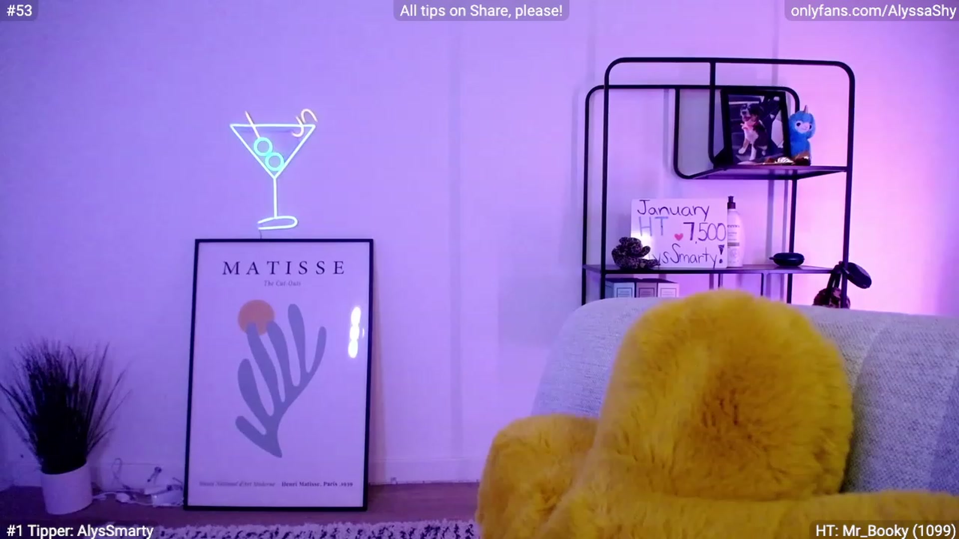 Gallery image thumbnail from AlyssaShy's myfreecams stream on, 01/12/2024, 23:21 image 16 of 20