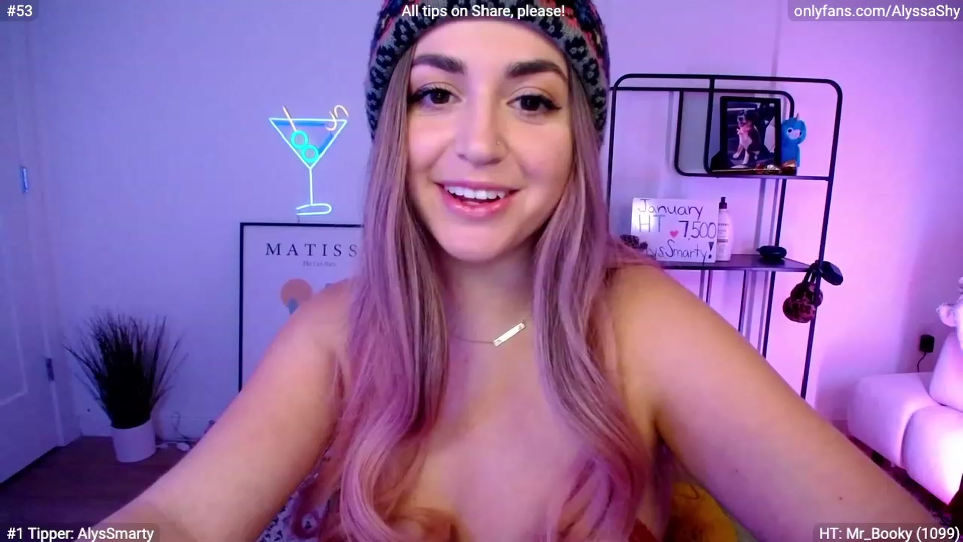 Gallery image thumbnail from AlyssaShy's myfreecams stream on, 01/12/2024, 23:21 image 7 of 20