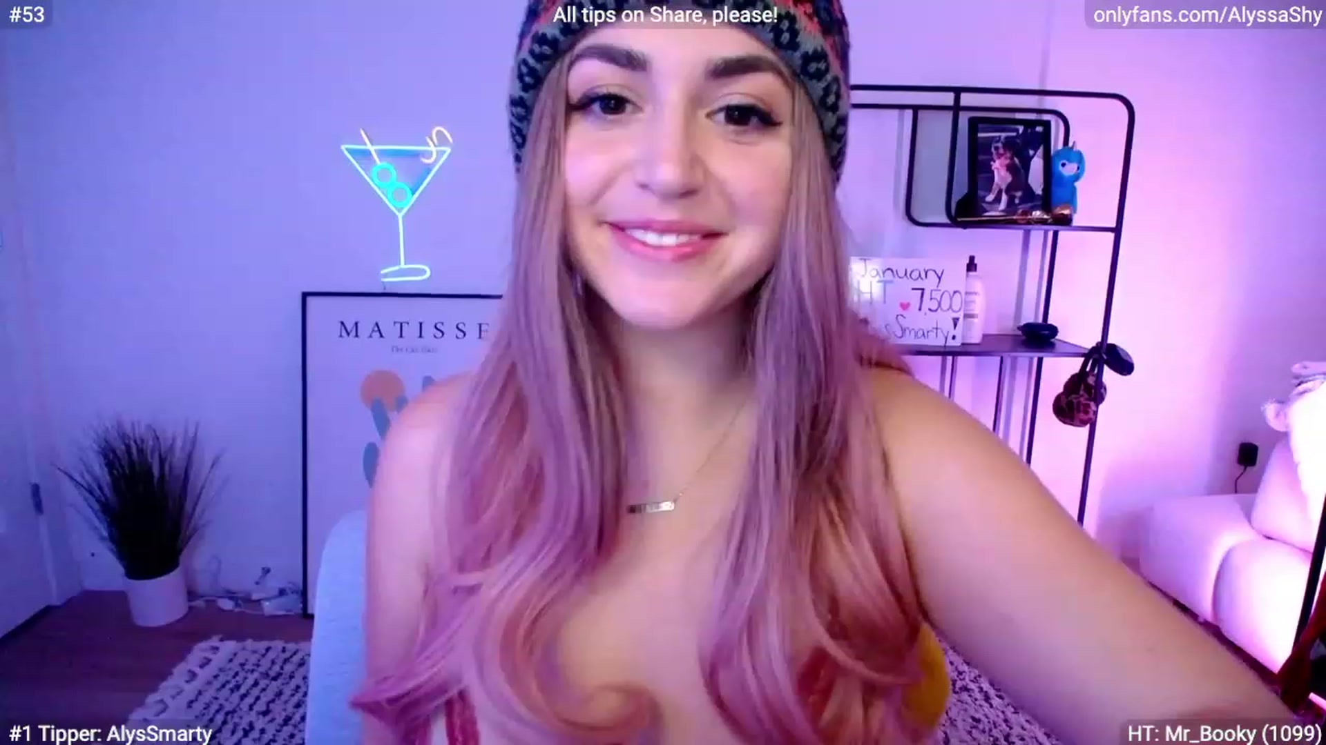 Gallery image thumbnail from AlyssaShy's myfreecams stream on, 01/12/2024, 23:21 image 13 of 20