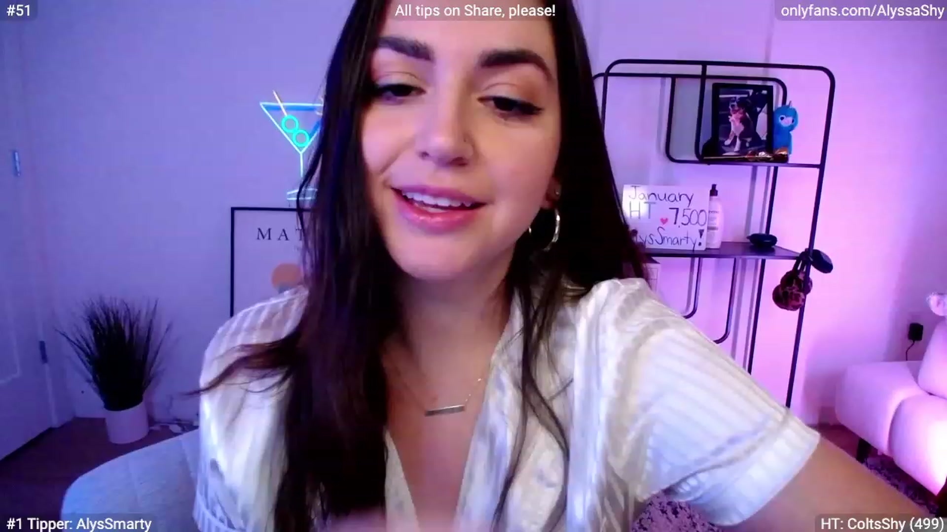 Gallery image thumbnail from AlyssaShy's myfreecams stream on, 01/14/2024, 01:12 image 17 of 20