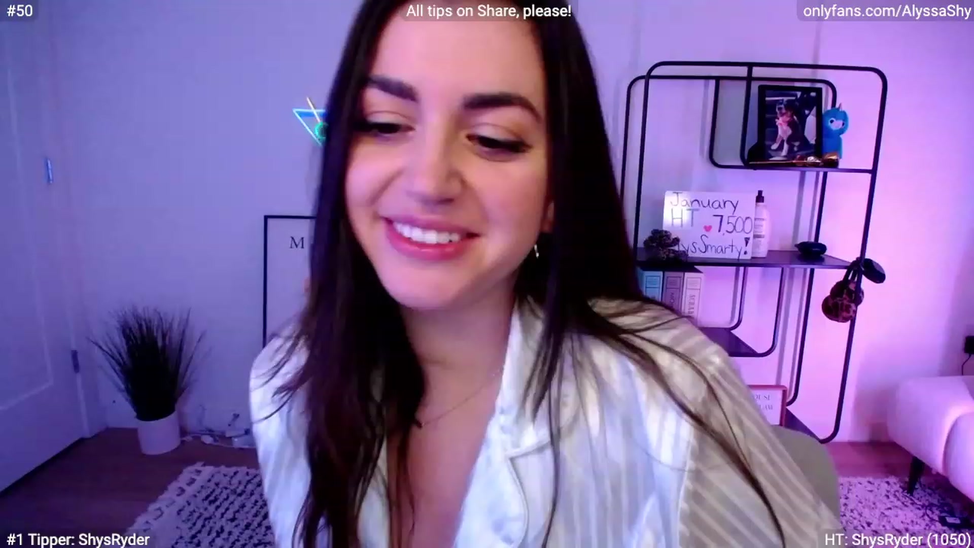 Gallery image thumbnail from AlyssaShy's myfreecams stream on, 01/14/2024, 04:48 image 12 of 20