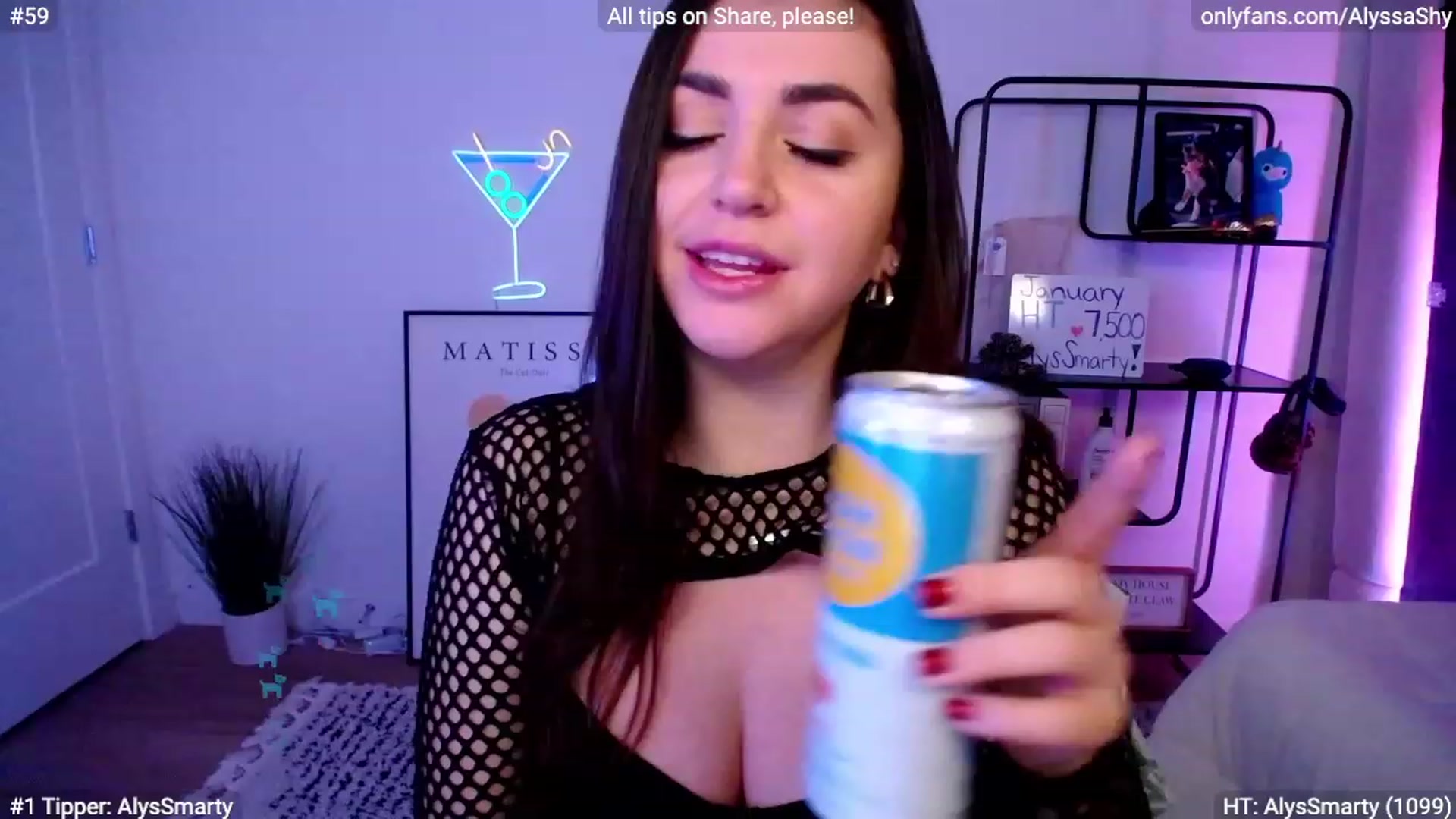 Gallery image thumbnail from AlyssaShy's myfreecams stream on, 01/15/2024, 22:57 image 10 of 20
