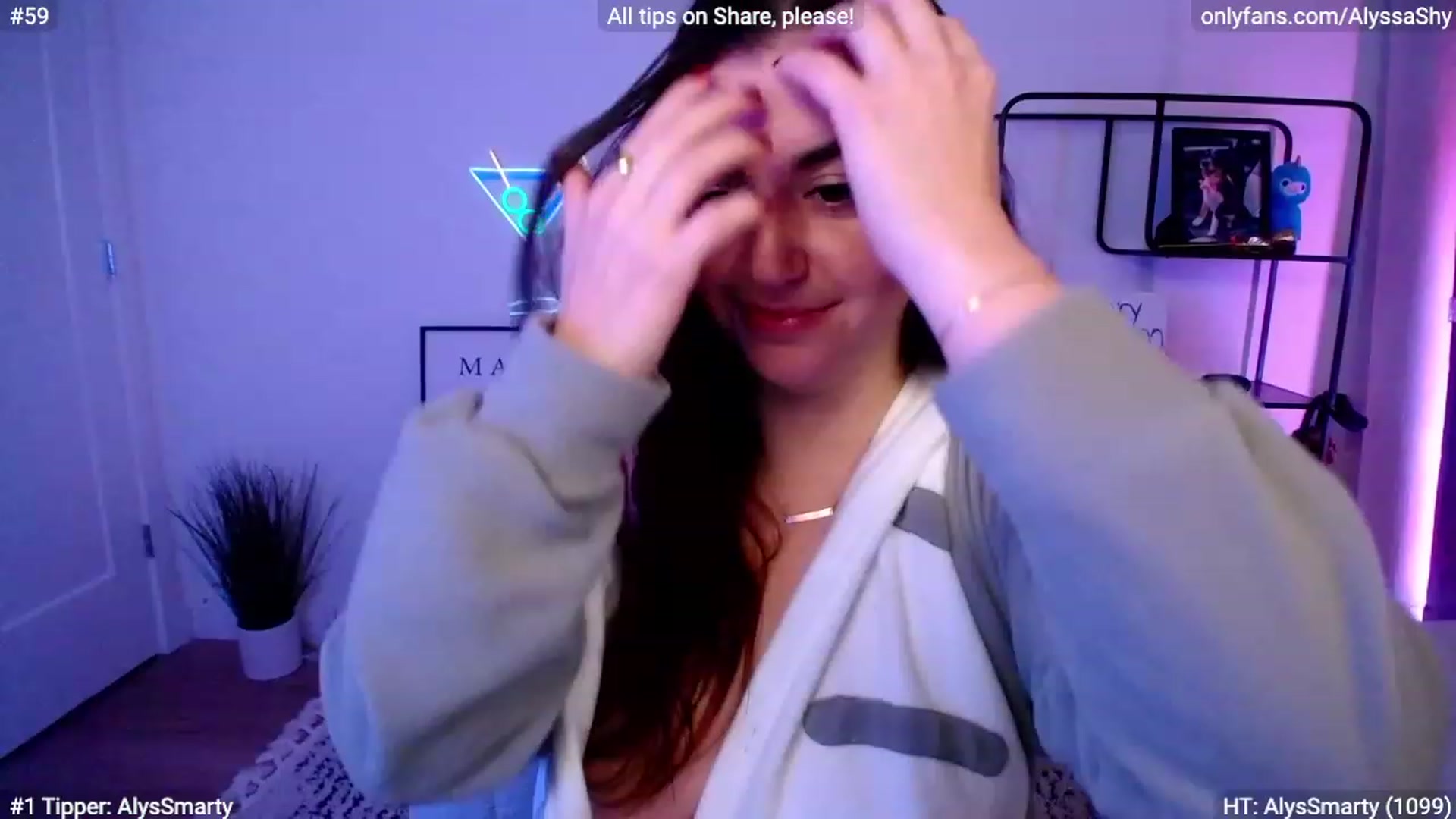 Gallery image thumbnail from AlyssaShy's myfreecams stream on, 01/16/2024, 24:03 image 14 of 20