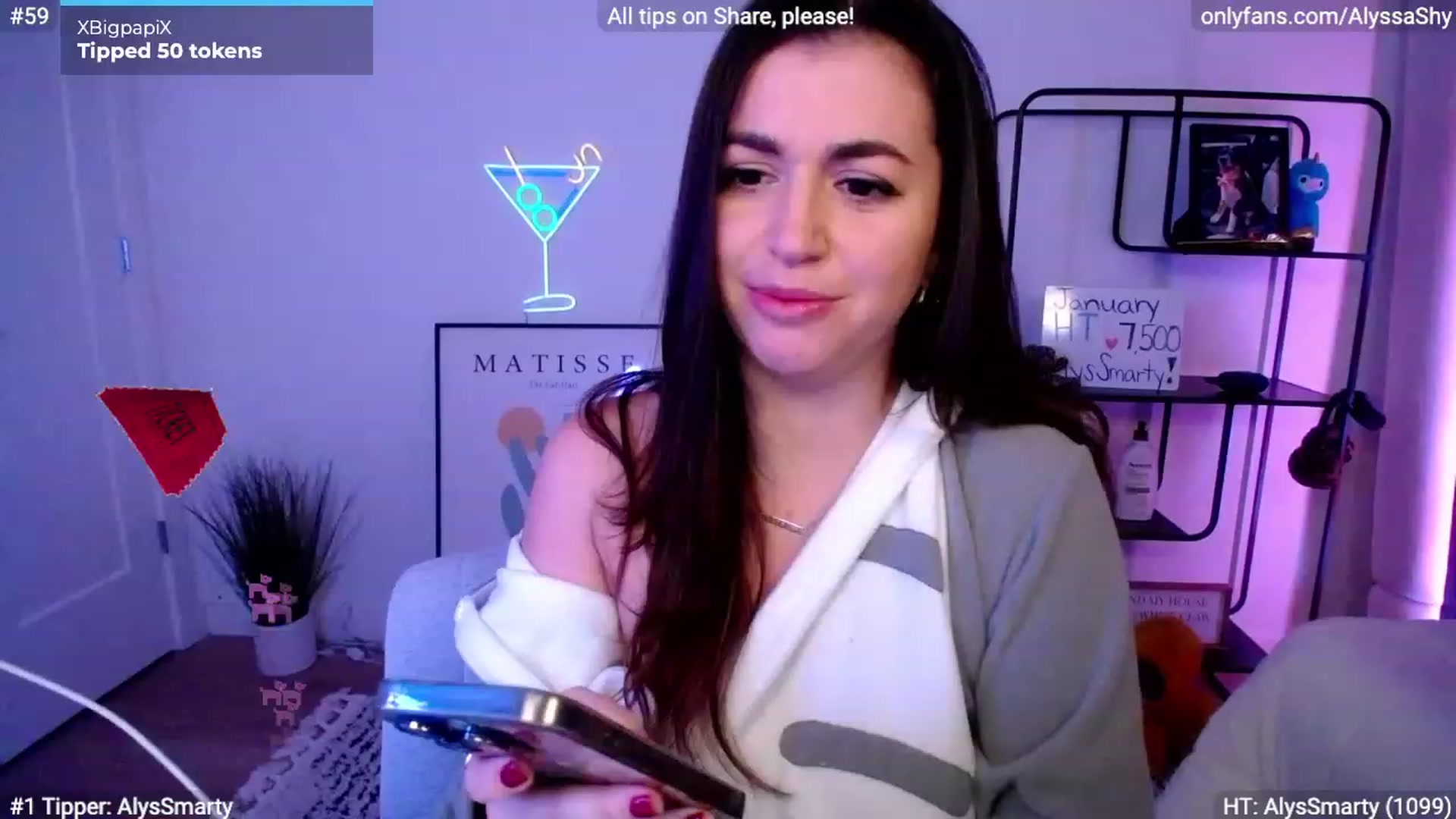 Gallery image thumbnail from AlyssaShy's myfreecams stream on, 01/16/2024, 24:03 image 10 of 20