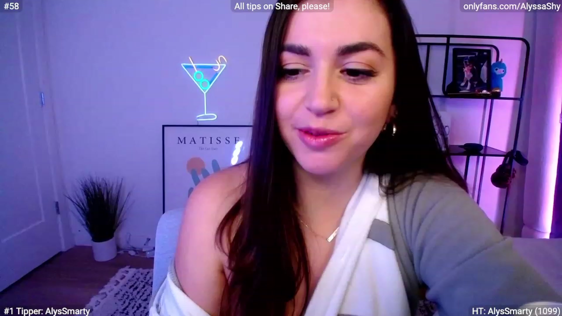 Gallery image thumbnail from AlyssaShy's myfreecams stream on, 01/16/2024, 24:03 image 19 of 20