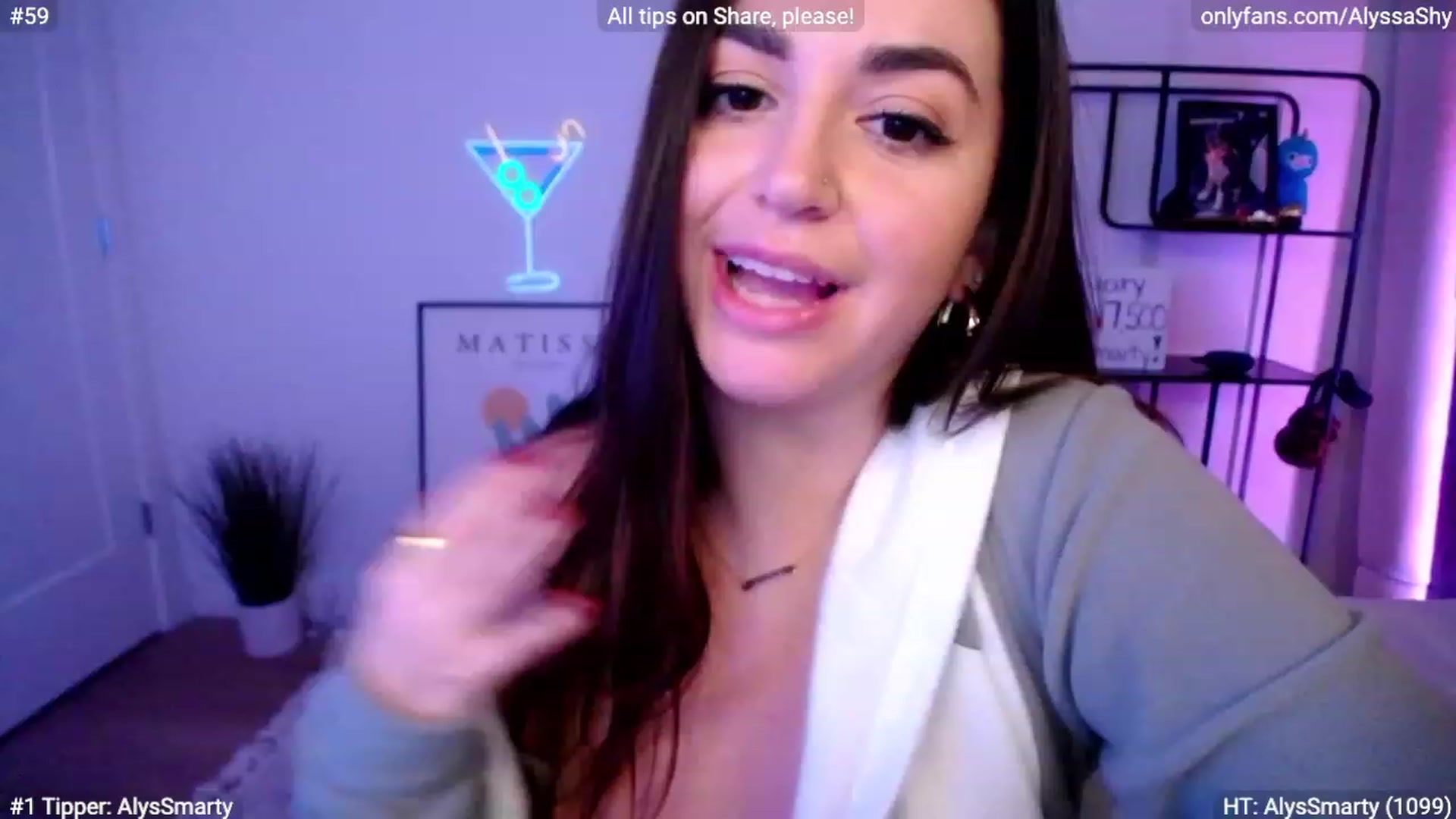 Gallery image thumbnail from AlyssaShy's myfreecams stream on, 01/16/2024, 24:03 image 6 of 20