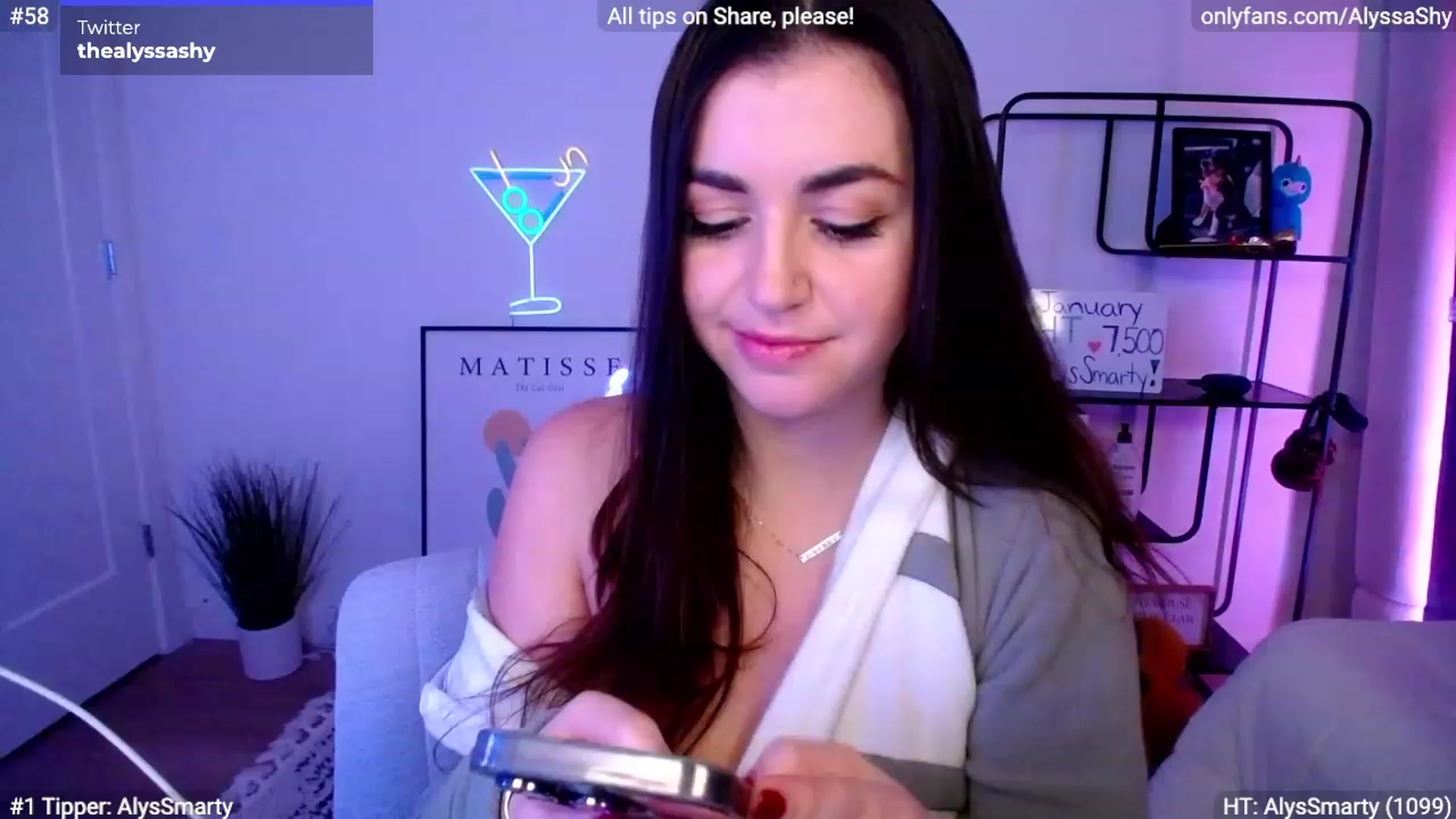 Gallery image thumbnail from AlyssaShy's myfreecams stream on, 01/16/2024, 24:03 image 20 of 20