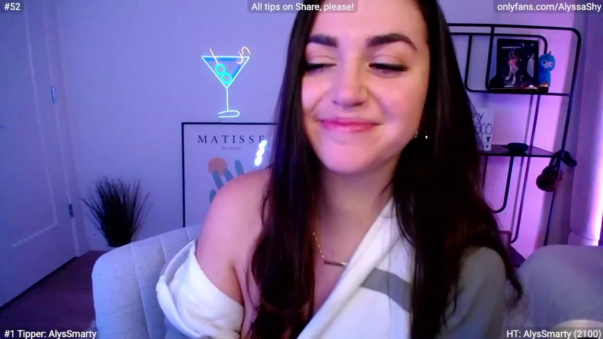 Gallery image thumbnail from AlyssaShy's myfreecams stream on, 01/16/2024, 02:00 image 17 of 20