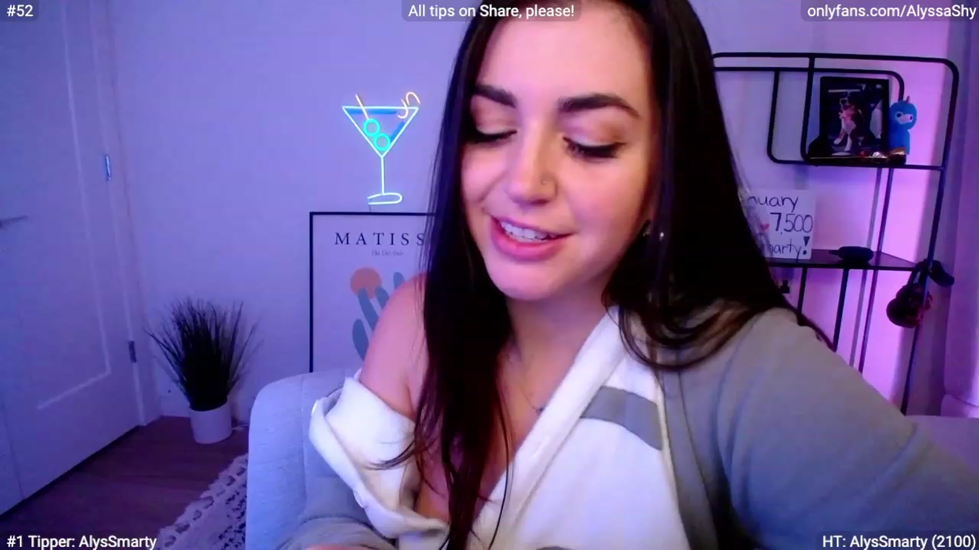 Gallery image thumbnail from AlyssaShy's myfreecams stream on, 01/16/2024, 02:00 image 5 of 20