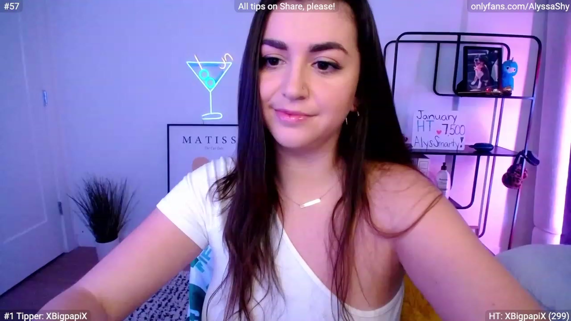 Gallery image thumbnail from AlyssaShy's myfreecams stream on, 01/17/2024, 21:05 image 10 of 20