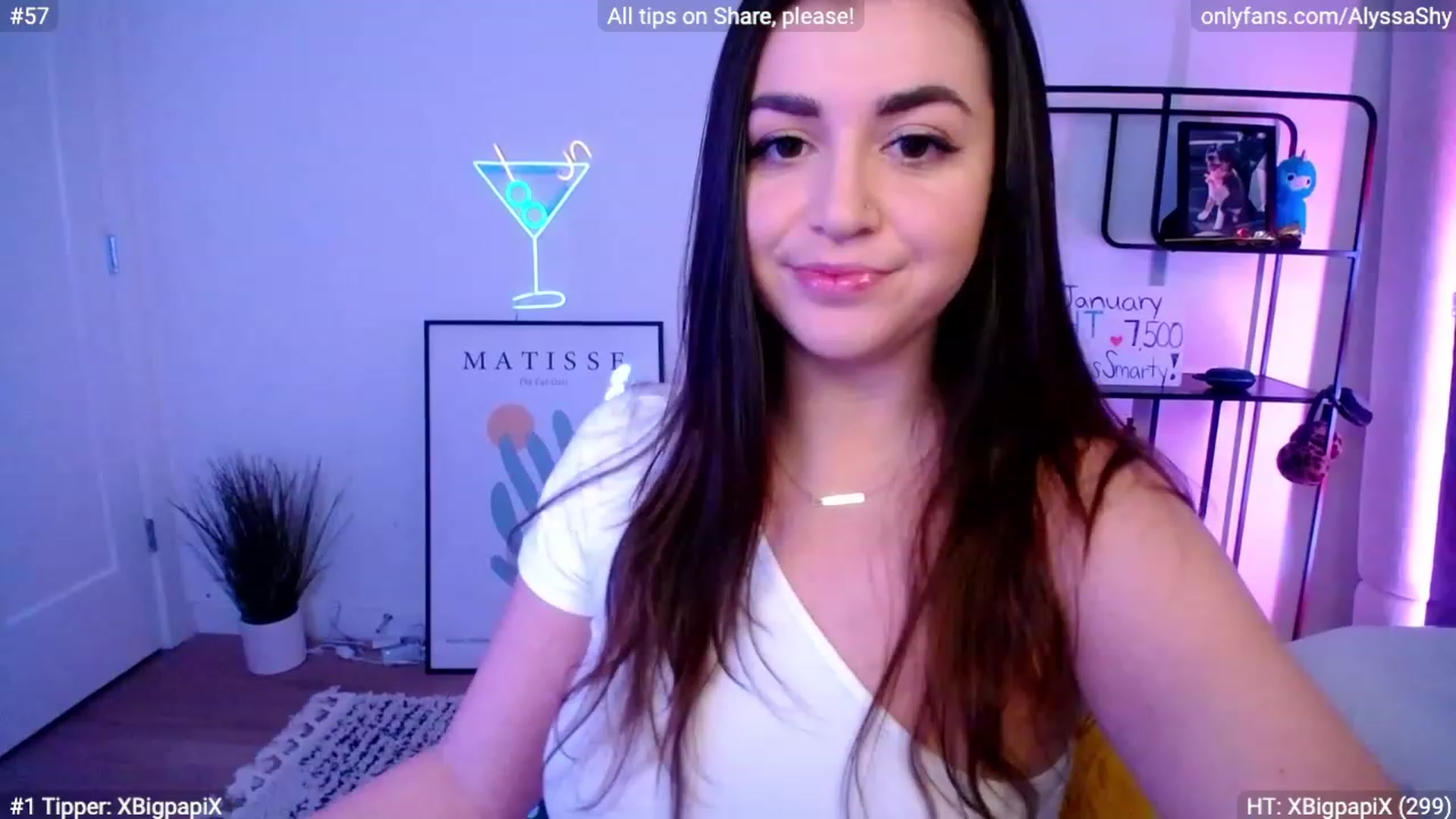 Gallery image thumbnail from AlyssaShy's myfreecams stream on, 01/17/2024, 21:05 image 4 of 20