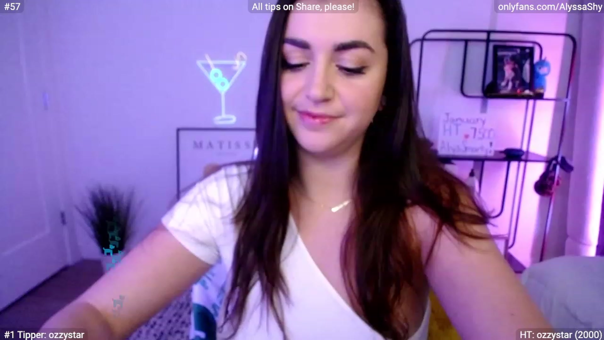 Gallery image thumbnail from AlyssaShy's myfreecams stream on, 01/17/2024, 21:05 image 13 of 20
