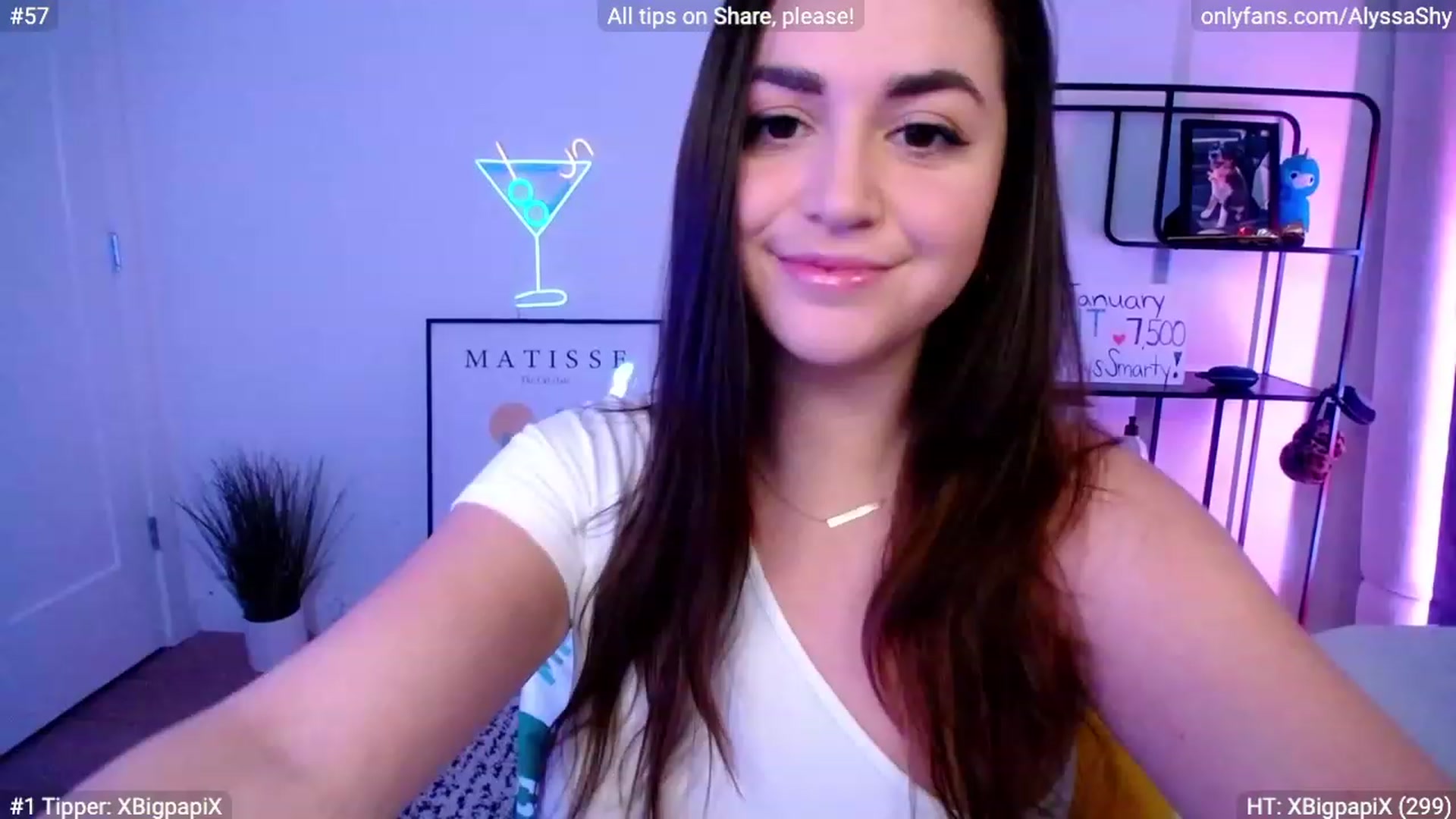 Gallery image thumbnail from AlyssaShy's myfreecams stream on, 01/17/2024, 21:05 image 12 of 20