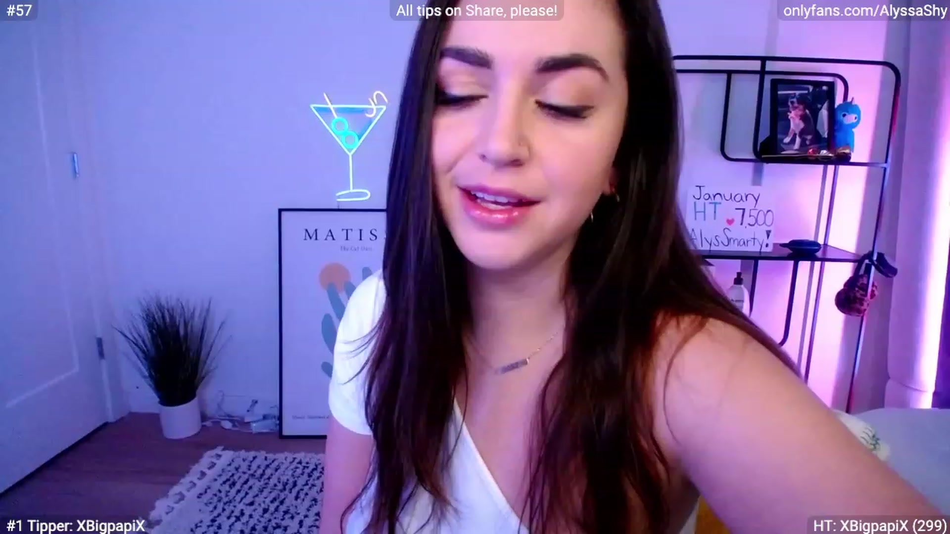 Gallery image thumbnail from AlyssaShy's myfreecams stream on, 01/17/2024, 21:05 image 9 of 20