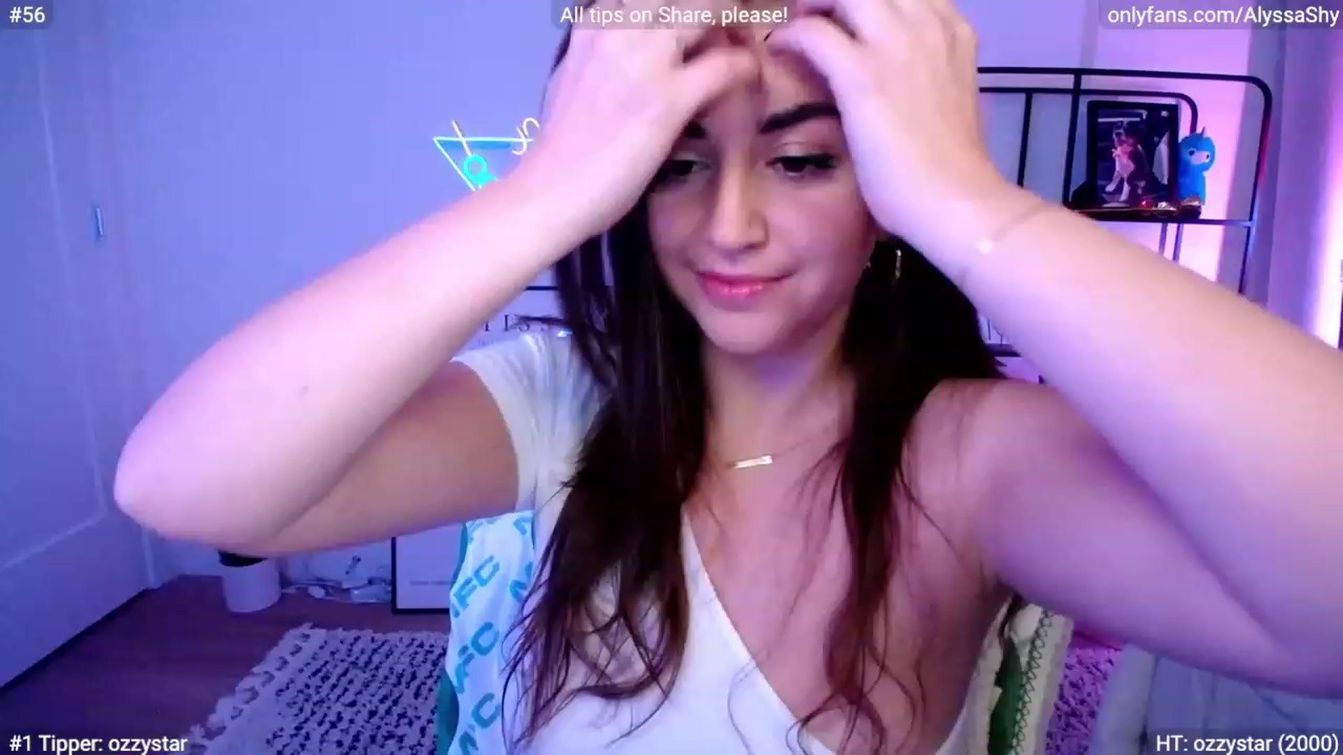 Gallery image thumbnail from AlyssaShy's myfreecams stream on, 01/17/2024, 23:19 image 1 of 20
