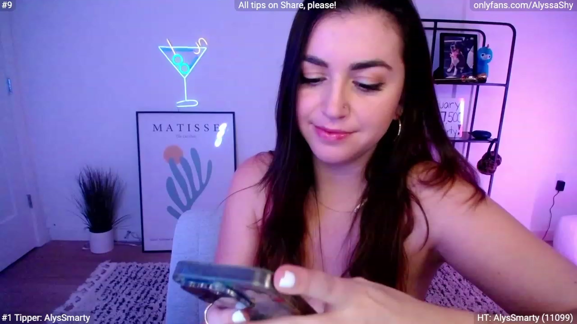 Gallery image thumbnail from AlyssaShy's myfreecams stream on, 02/02/2024, 01:43 image 8 of 20
