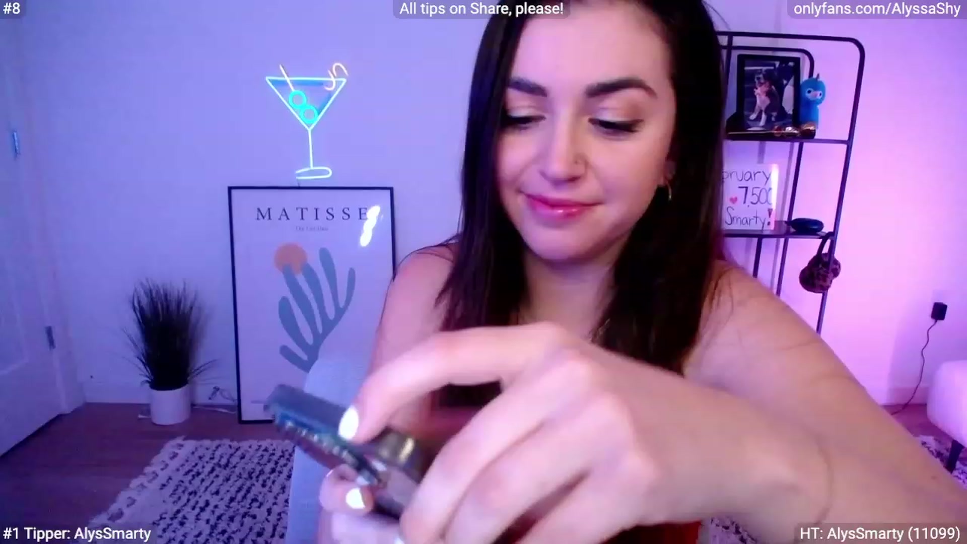 Gallery image thumbnail from AlyssaShy's myfreecams stream on, 02/02/2024, 01:43 image 7 of 20