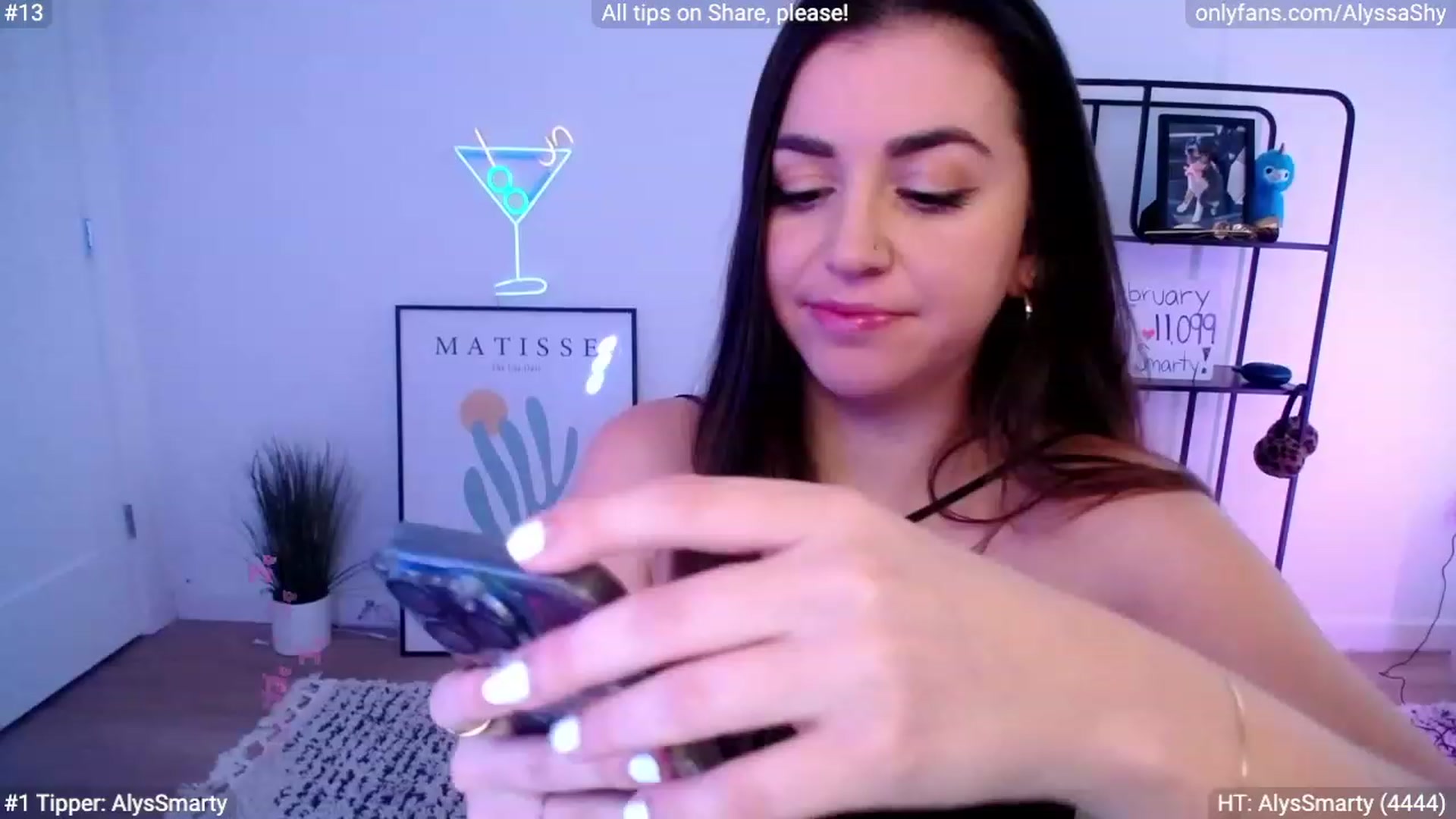 Gallery image thumbnail from AlyssaShy's myfreecams stream on, 02/02/2024, 21:13 image 15 of 20