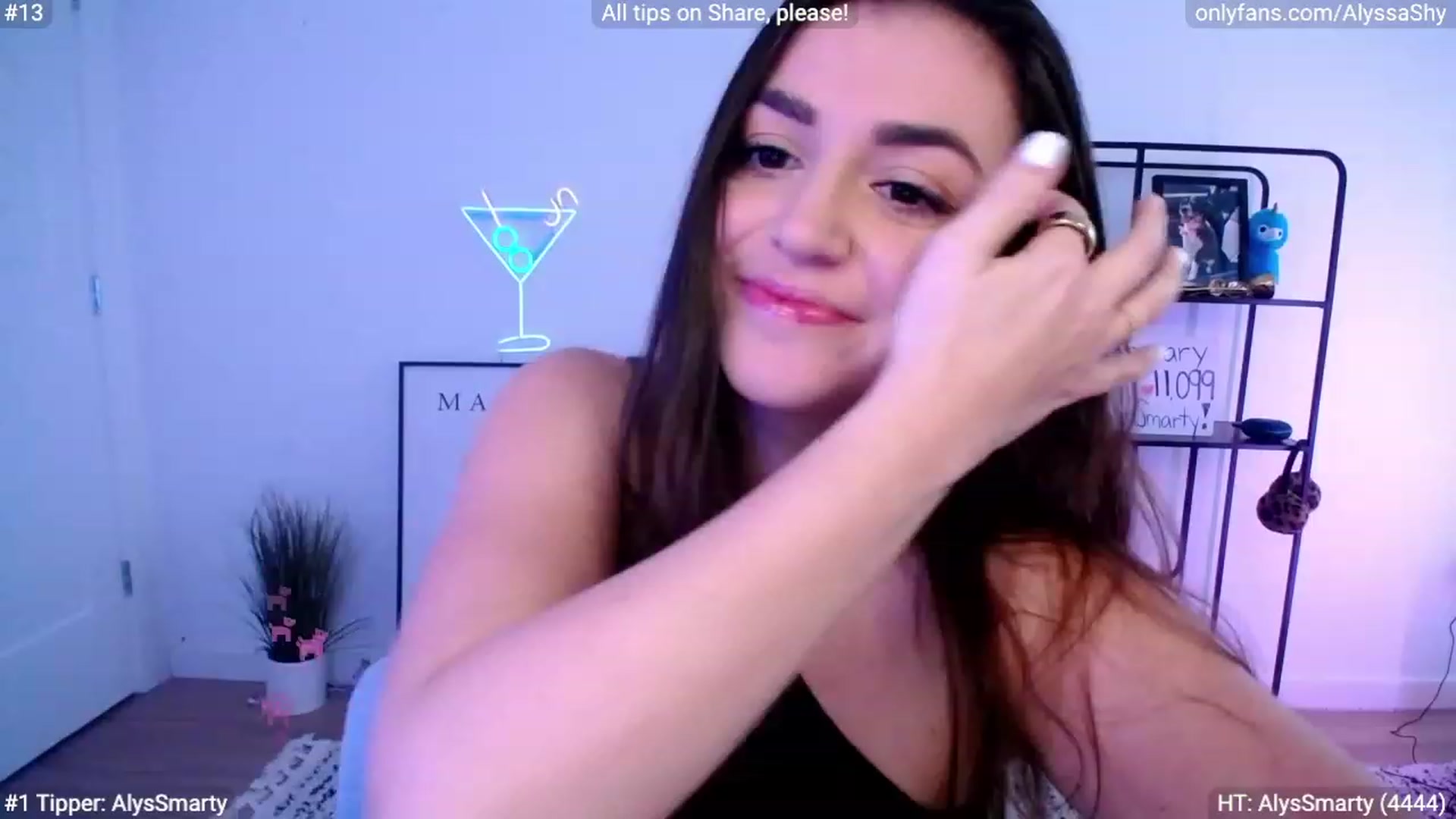 Gallery image thumbnail from AlyssaShy's myfreecams stream on, 02/02/2024, 21:13 image 14 of 20