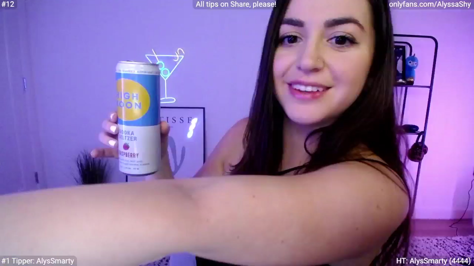 Gallery image thumbnail from AlyssaShy's myfreecams stream on, 02/03/2024, 24:02 image 13 of 20
