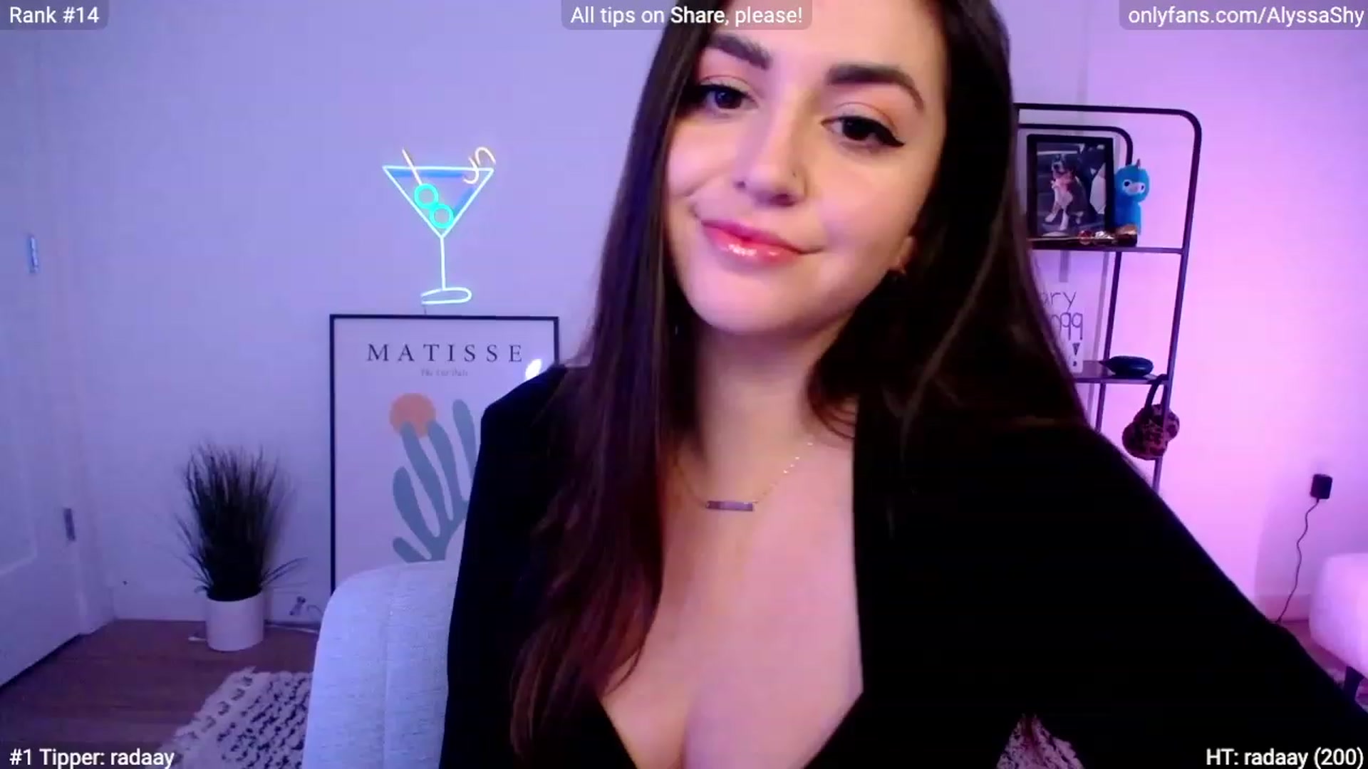 Gallery image thumbnail from AlyssaShy's myfreecams stream on, 02/08/2024, 22:10 image 6 of 20