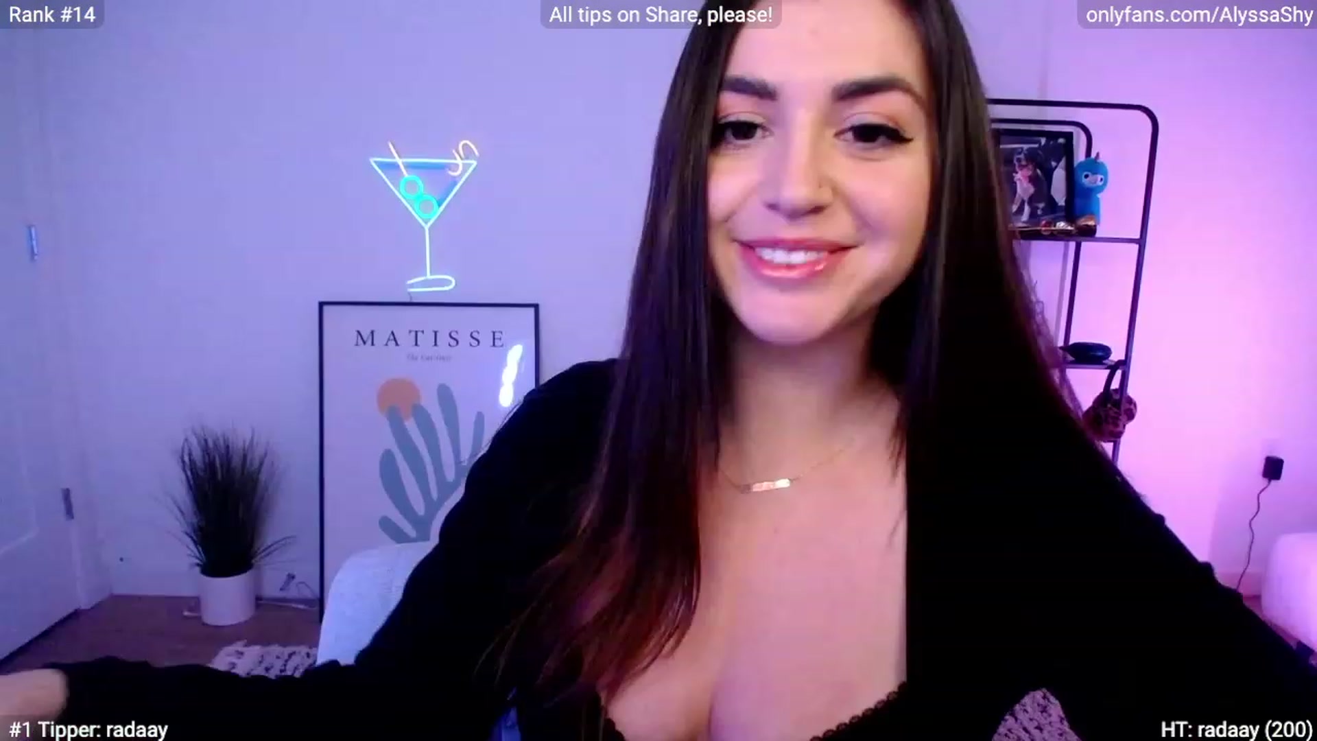 Gallery image thumbnail from AlyssaShy's myfreecams stream on, 02/08/2024, 22:10 image 10 of 20