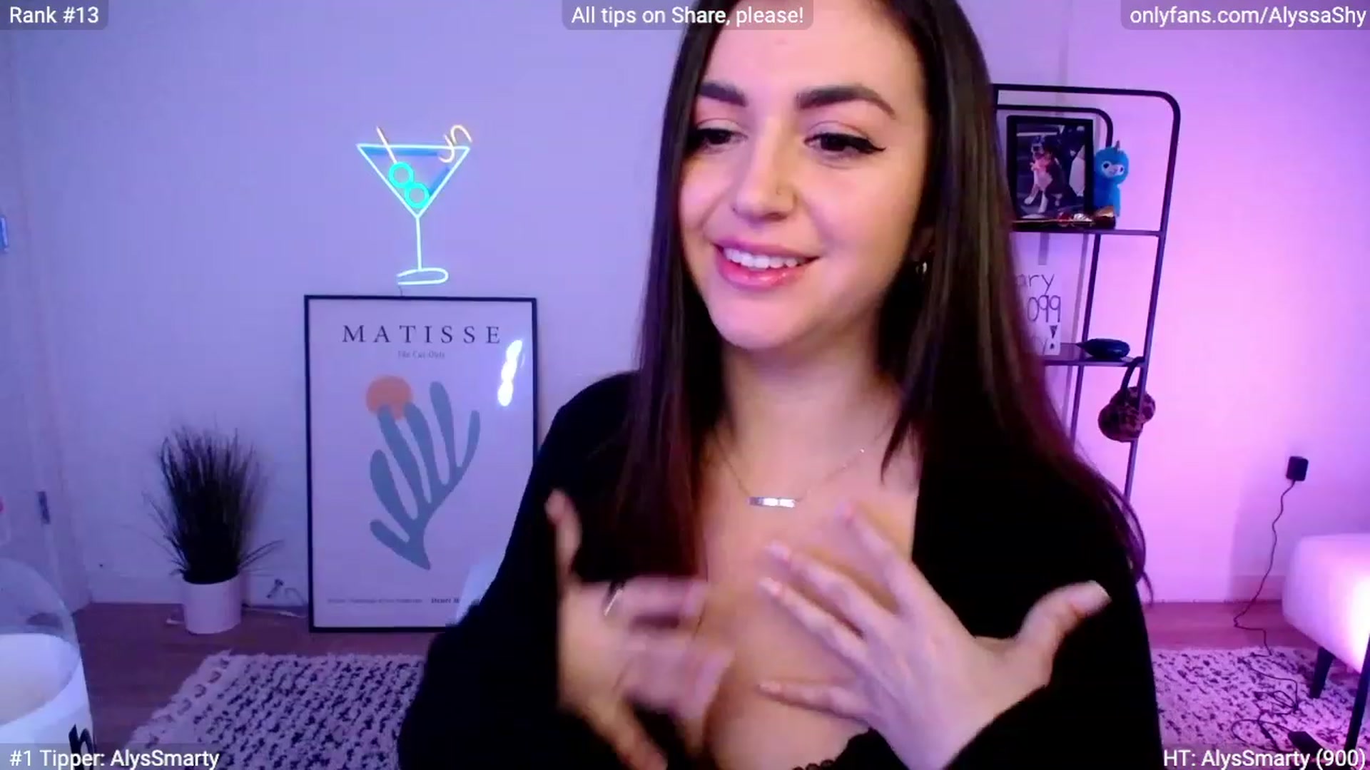 Gallery image thumbnail from AlyssaShy's myfreecams stream on, 02/08/2024, 23:31 image 16 of 20