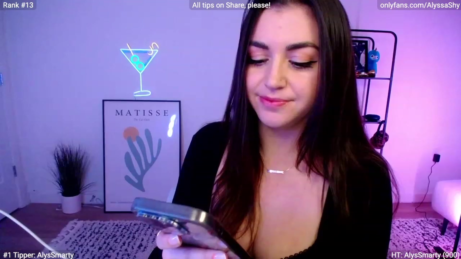 Gallery image thumbnail from AlyssaShy's myfreecams stream on, 02/08/2024, 23:31 image 17 of 20