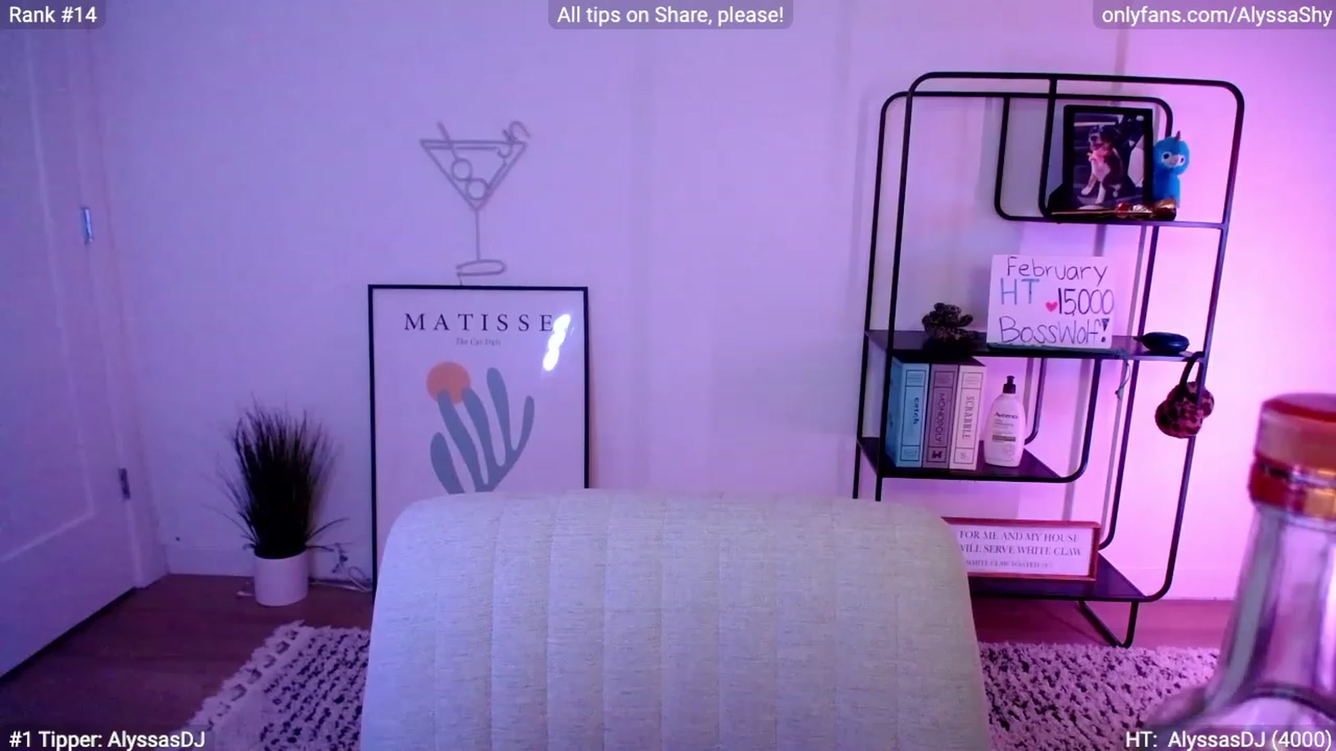 Gallery image thumbnail from AlyssaShy's myfreecams stream on, 02/24/2024, 05:58 image 10 of 20