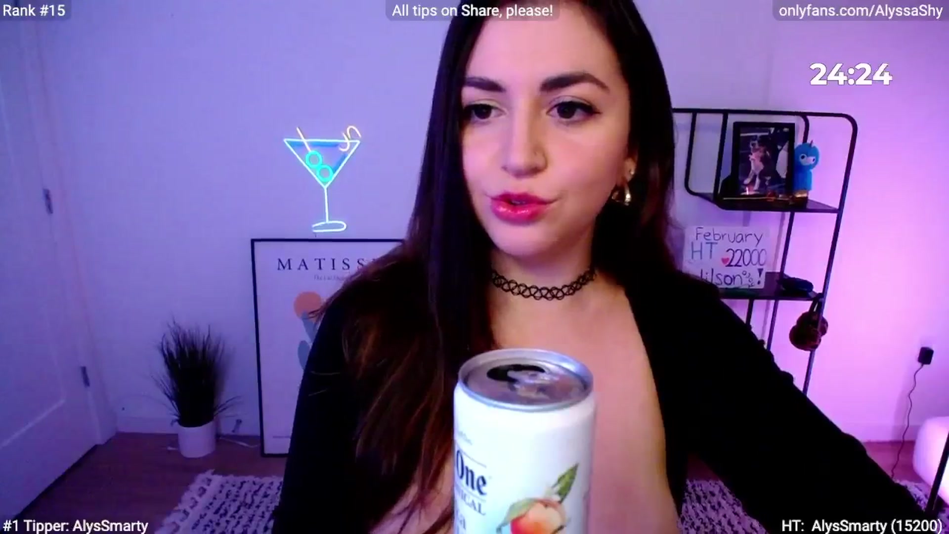 Gallery image thumbnail from AlyssaShy's myfreecams stream on, 03/01/2024, 04:43 image 10 of 20