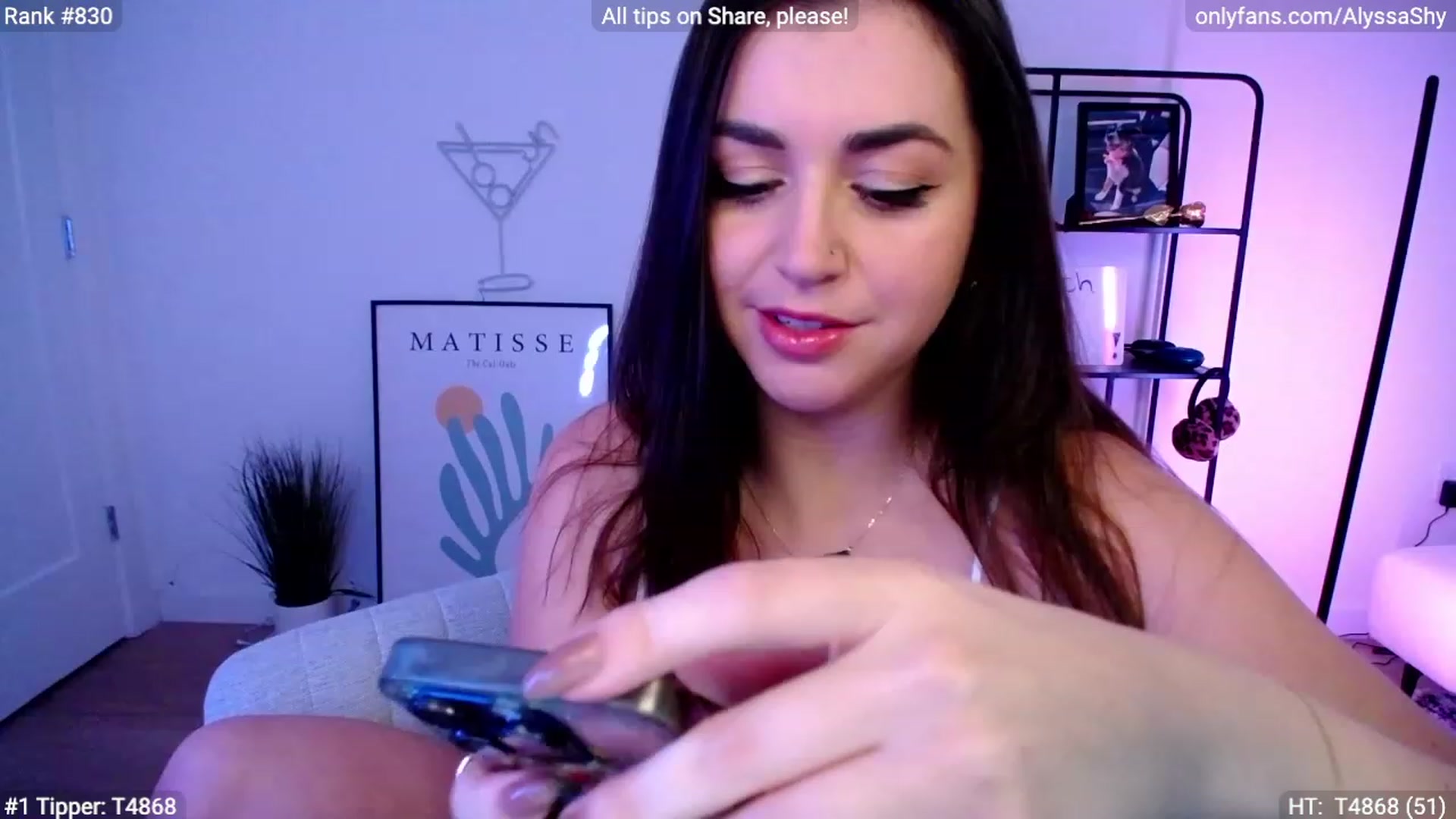 Gallery image thumbnail from AlyssaShy's myfreecams stream on, 03/12/2024, 23:21 image 3 of 20