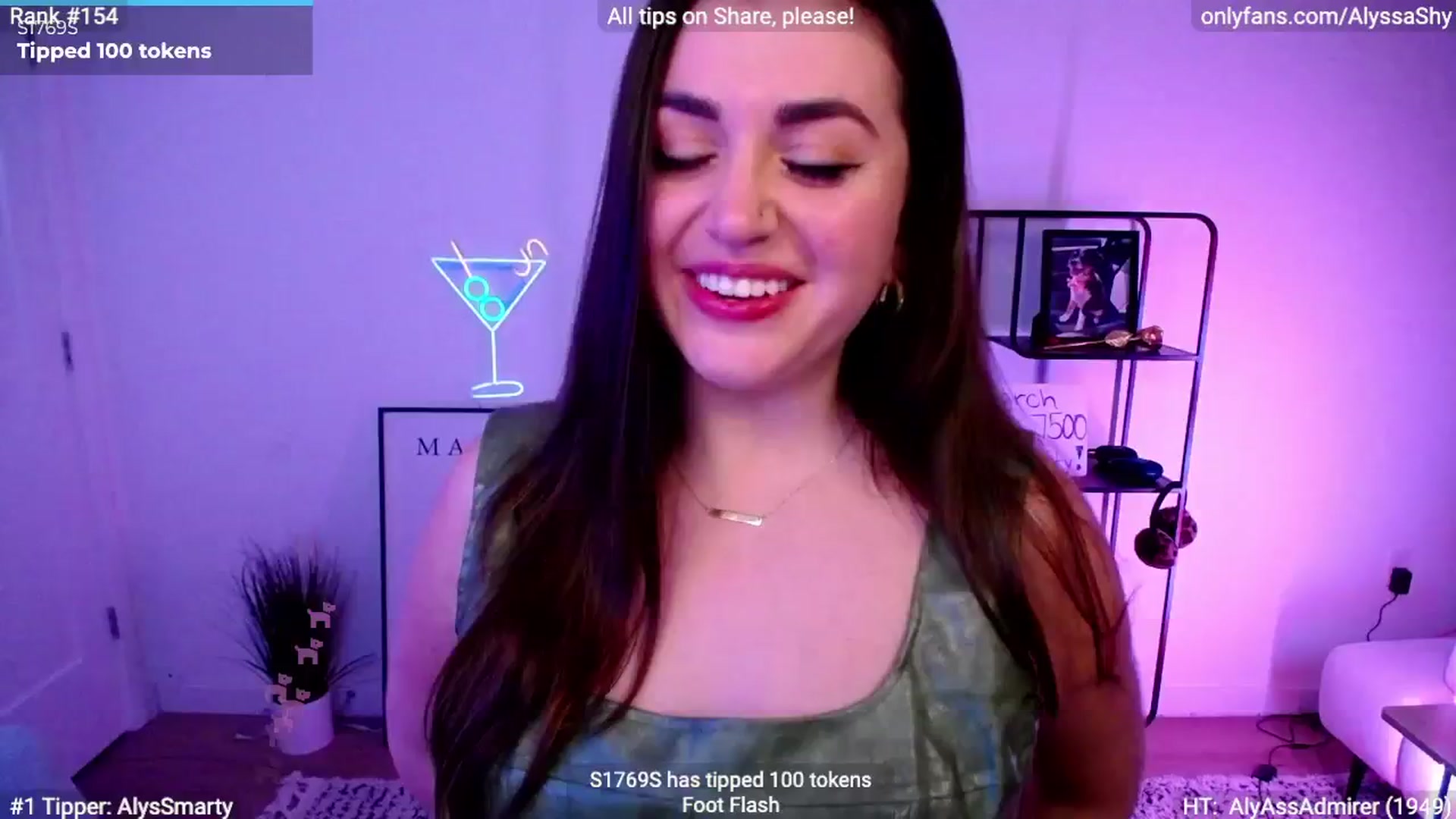 Gallery image thumbnail from AlyssaShy's myfreecams stream on, 03/17/2024, 04:04 image 7 of 20