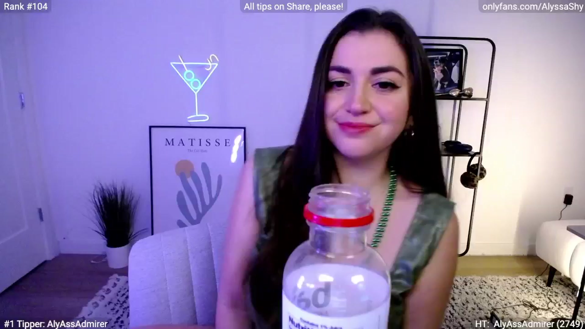 Gallery image thumbnail from AlyssaShy's myfreecams stream on, 03/17/2024, 06:13 image 12 of 20